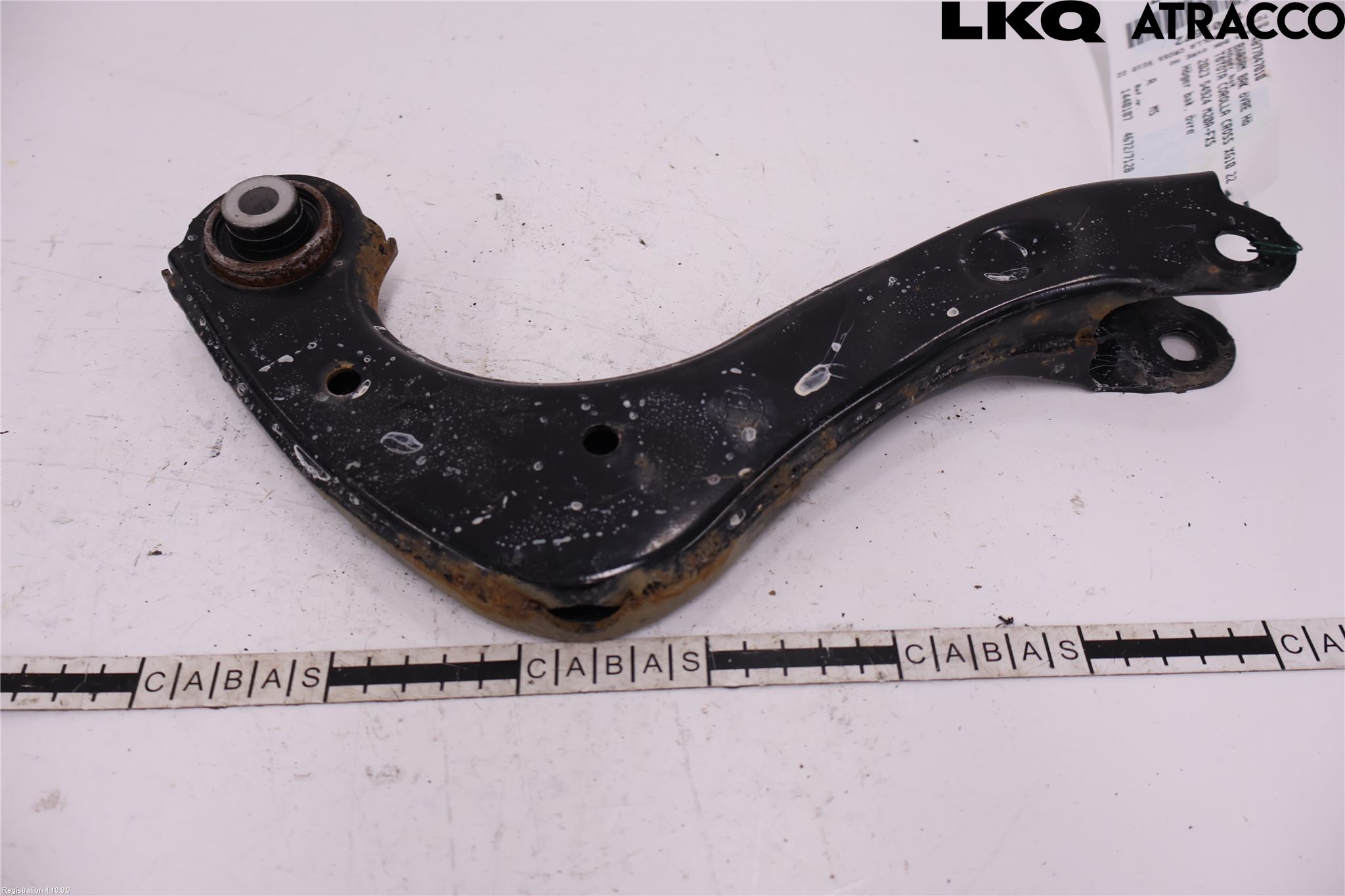 Toyota COROLLA CROSS XG10 22- Bærearm Bak Høyre Øvre