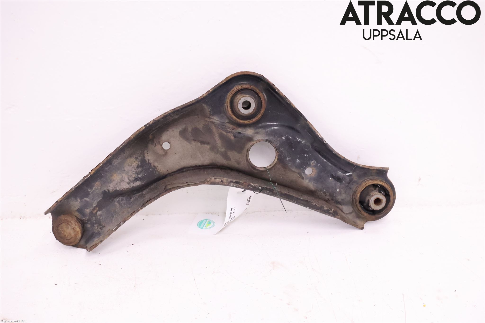 Nissan QASHQAI 14-17 Bærearm Foran Høyre Nedre