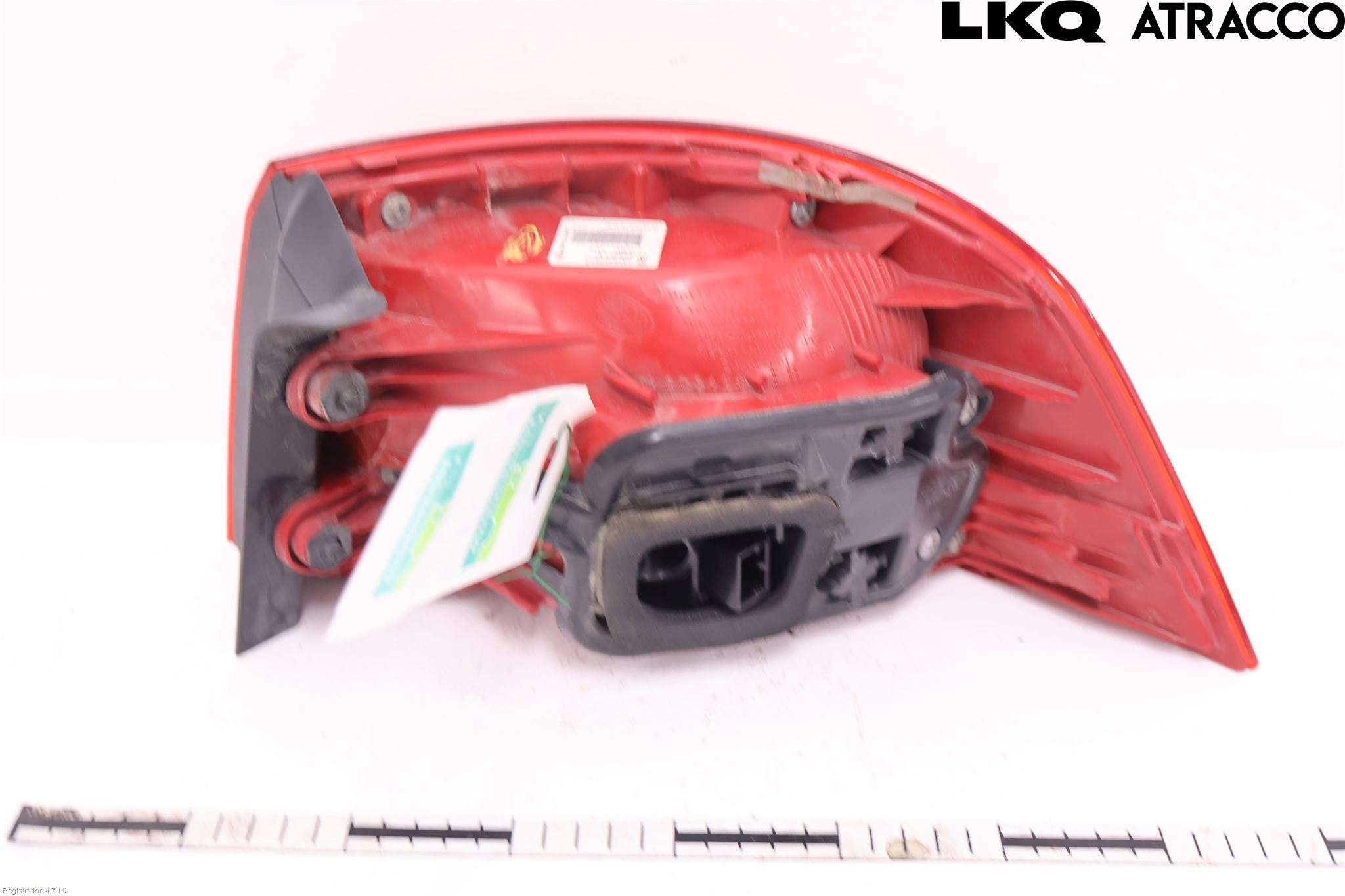 Volkswagen VW PASSAT 11-14 Baklykt Venstre