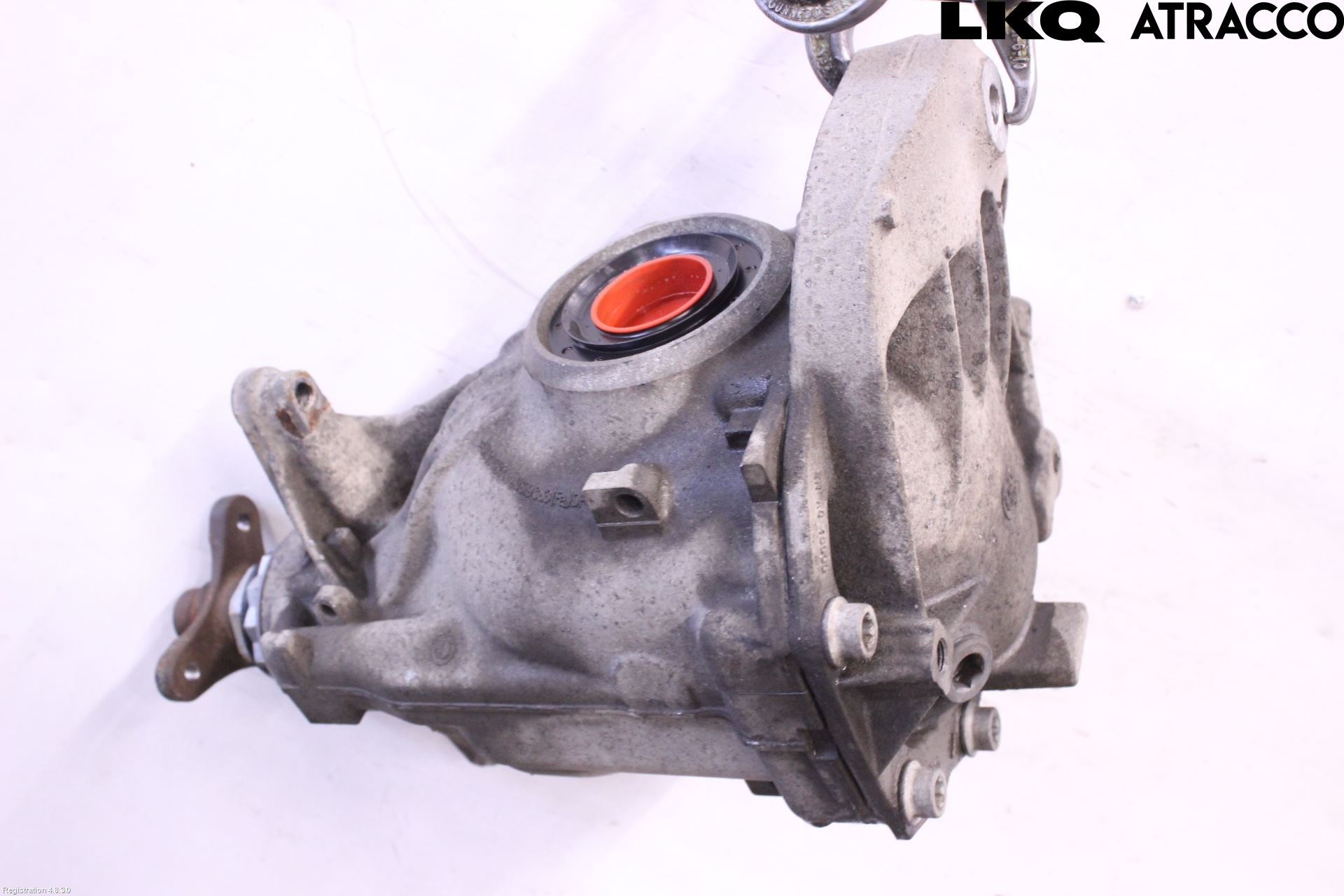 BMW 5 F10/F11/F18 09-17 Bakaksel Kardang Bak -Diff