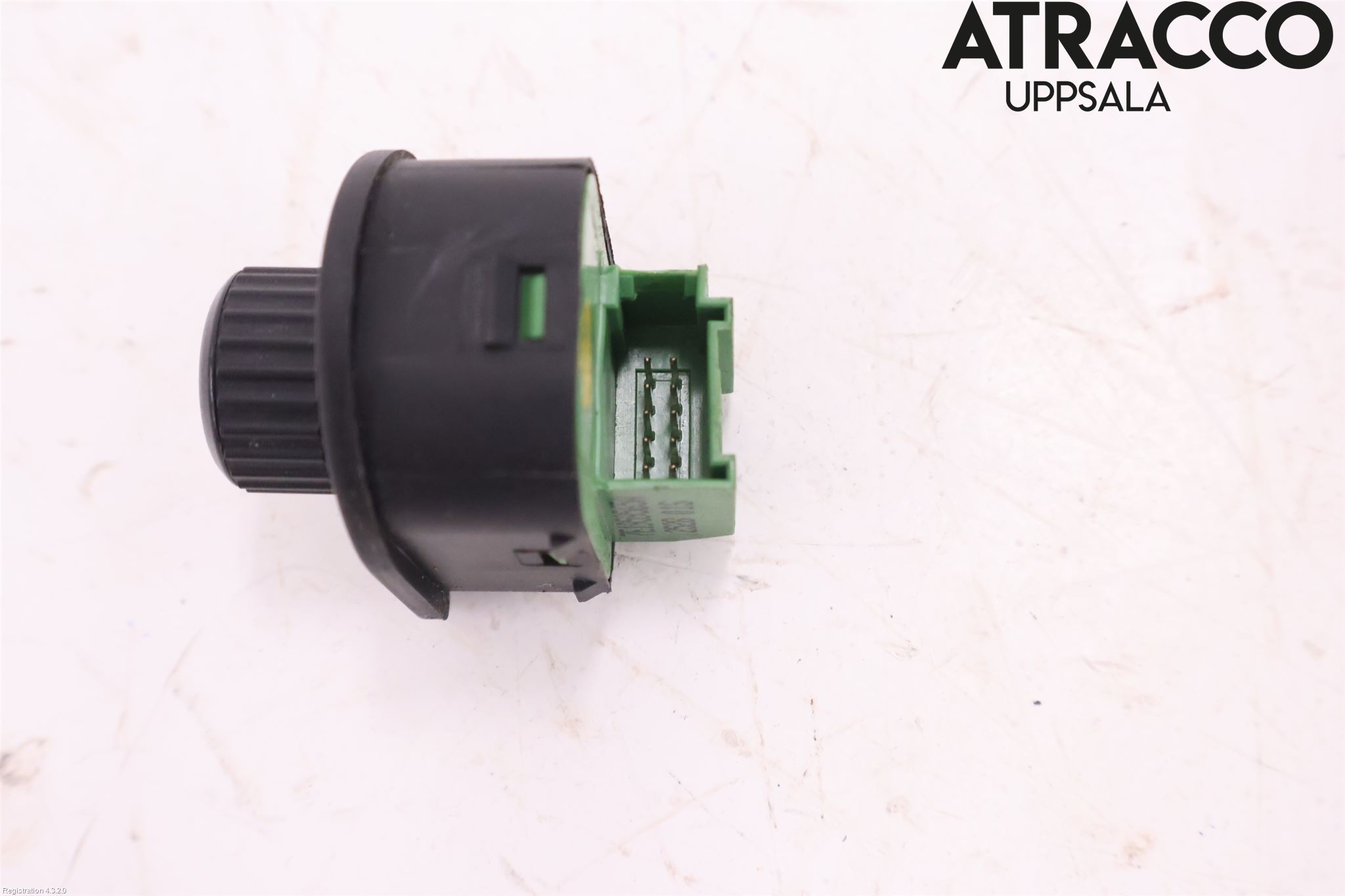 Volkswagen VW TRANSP/CARAVELLE (T5) 04-15 Bryter Speil