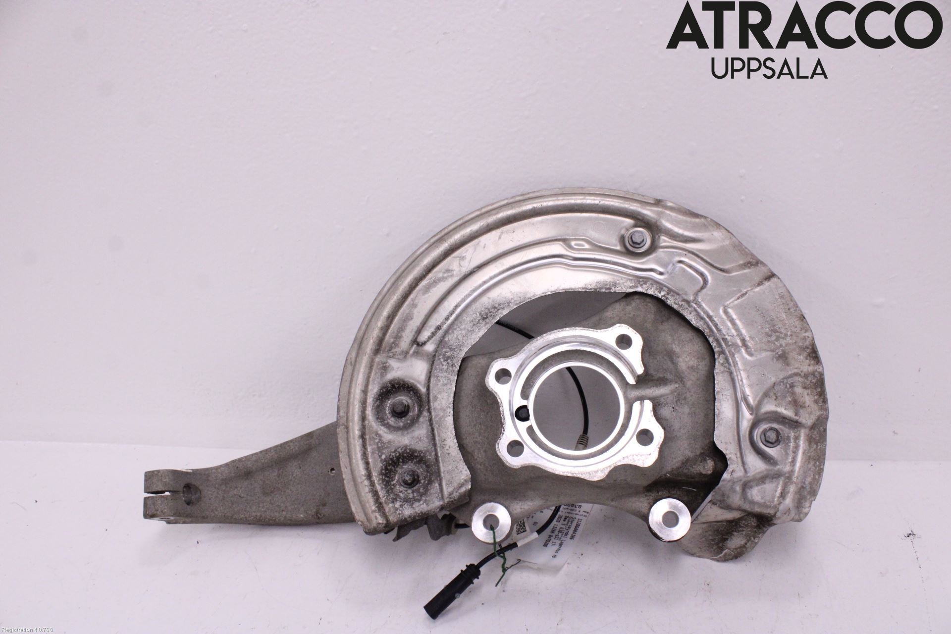 BMW 5 G30/G31/F90 17-23 Spindel Hf