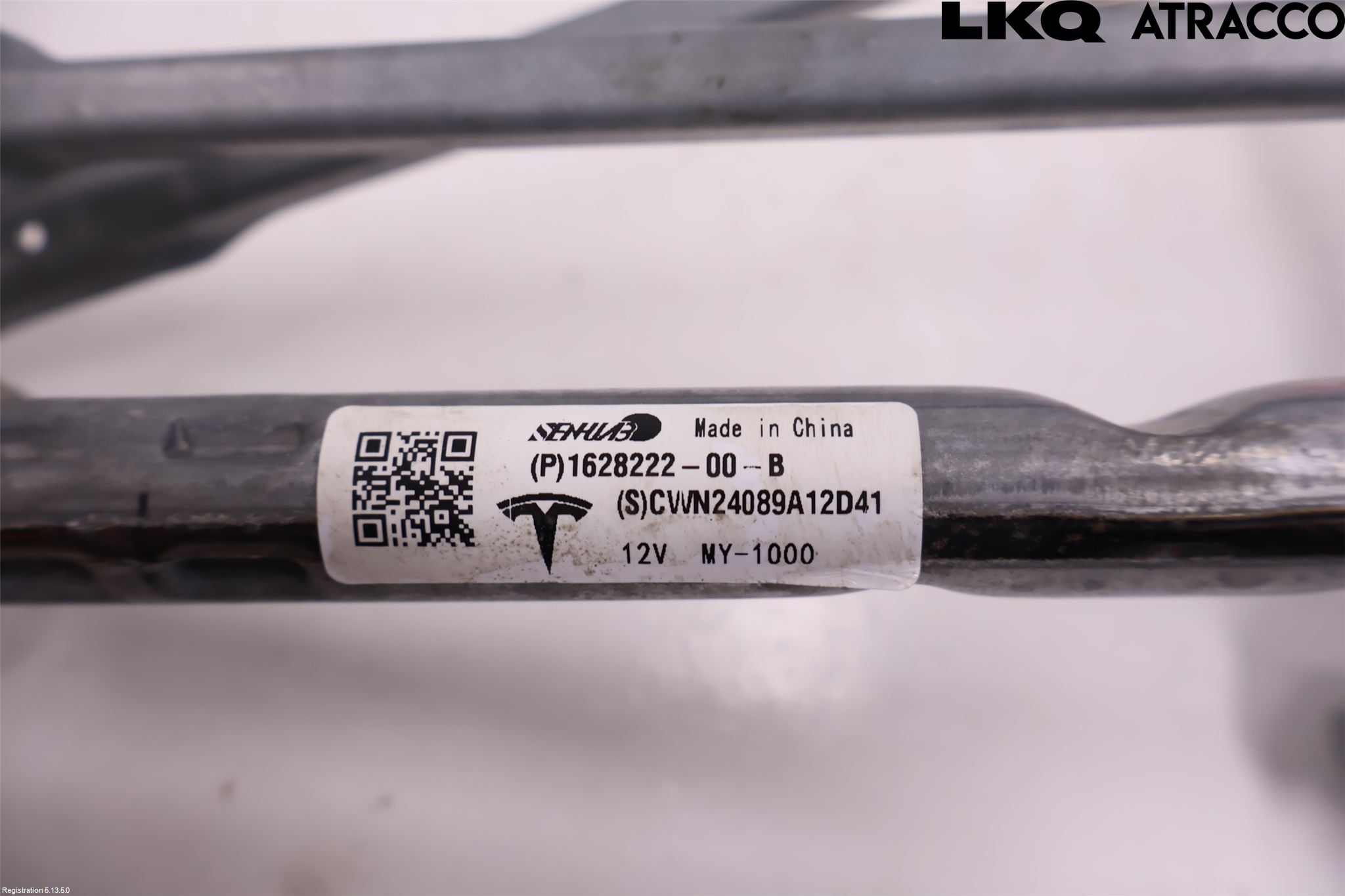 Tesla MODEL Y 21- Viskeroverføring Frontrute