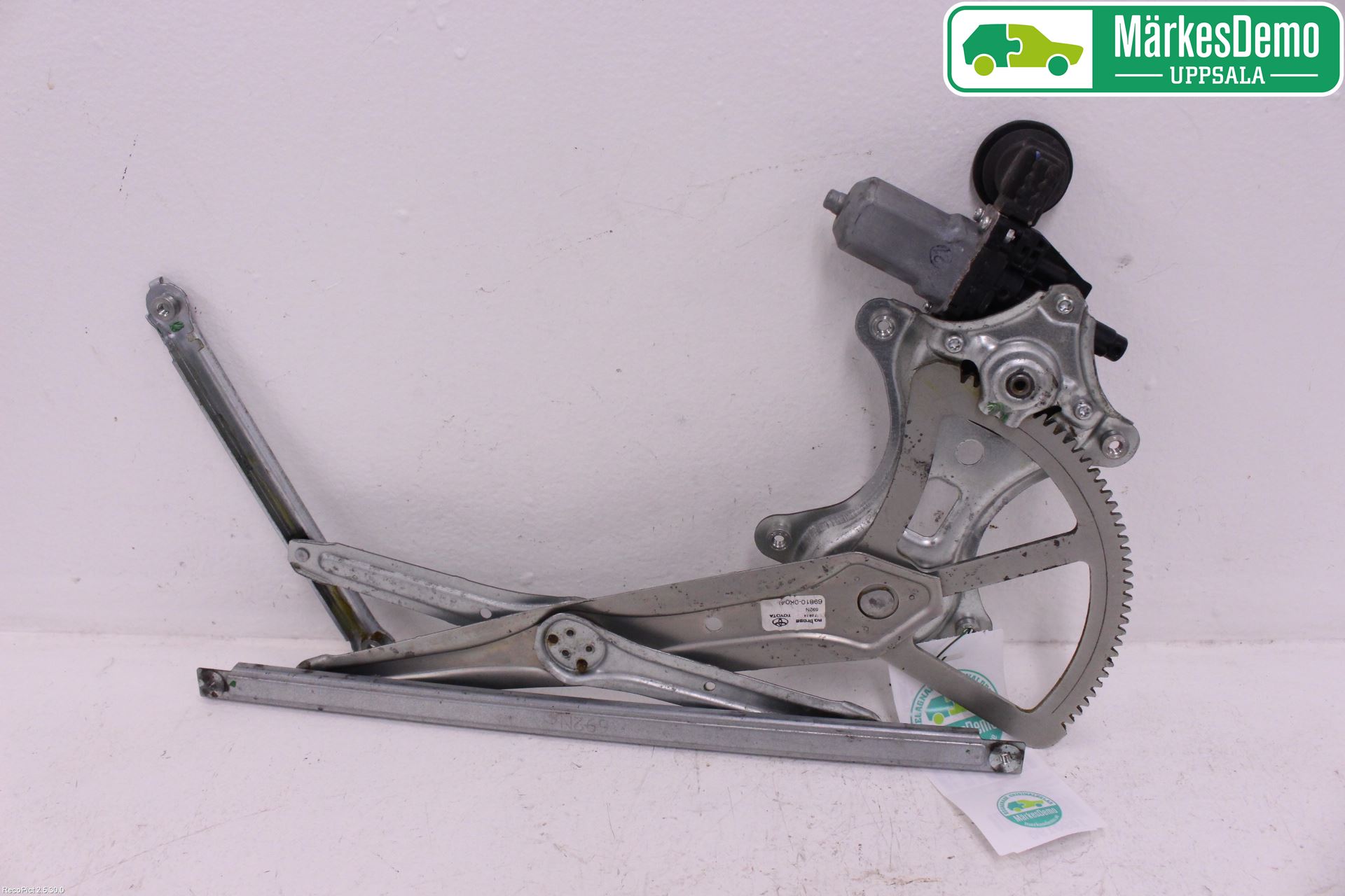Toyota HILUX 05-16 Vindusheis El Komp