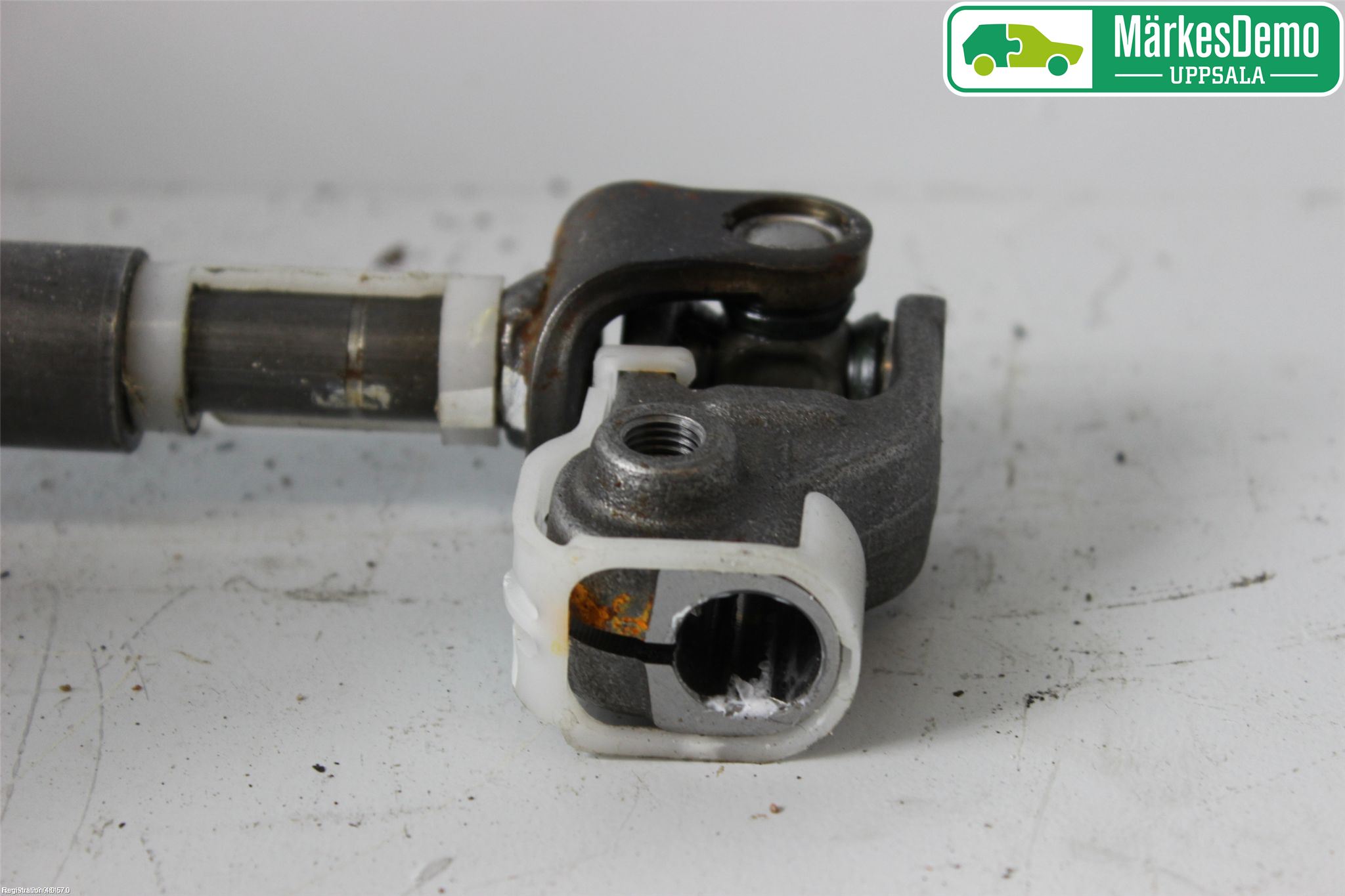 Nissan JUKE 10-14 Rattakselaggregat Justerbart