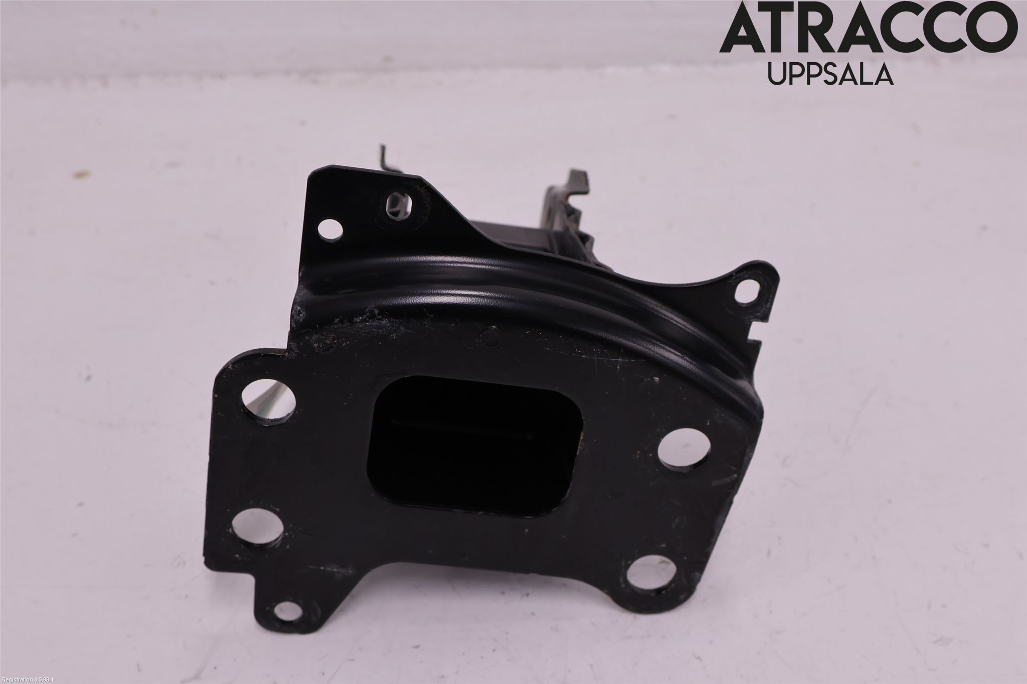 Audi A3/S3 05-13 Støtfanger Foran Feste