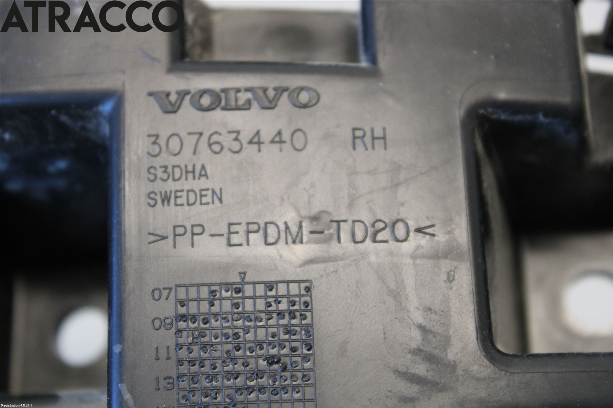 Volvo XC60 09-13 Støtfangerfeste Bak Høyre