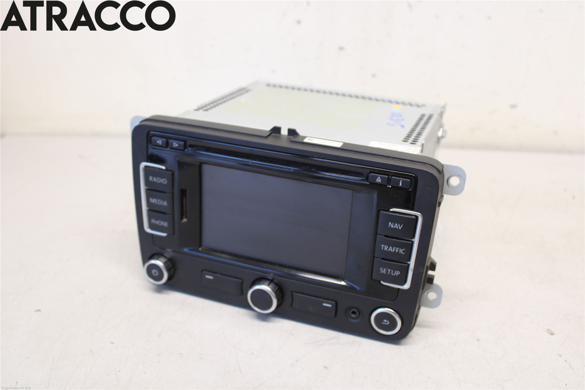 Volkswagen VW CADDY      04-10 Stereo Radio Med Cd