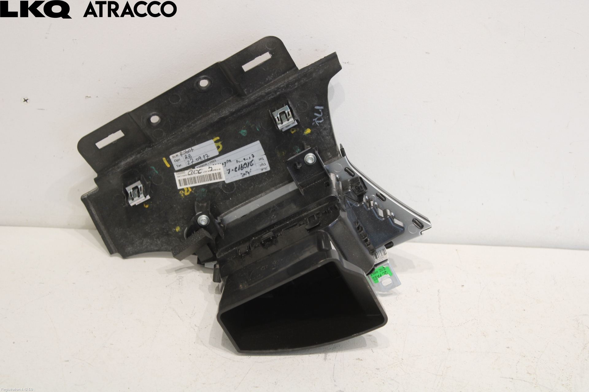 Tesla MODEL S 13- Dashbord Kanal - Dyse