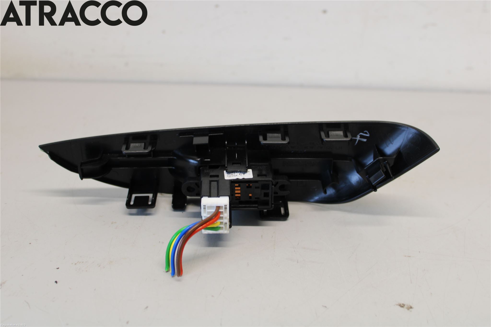 Nissan LEAF 18- Bryter Vindusheis