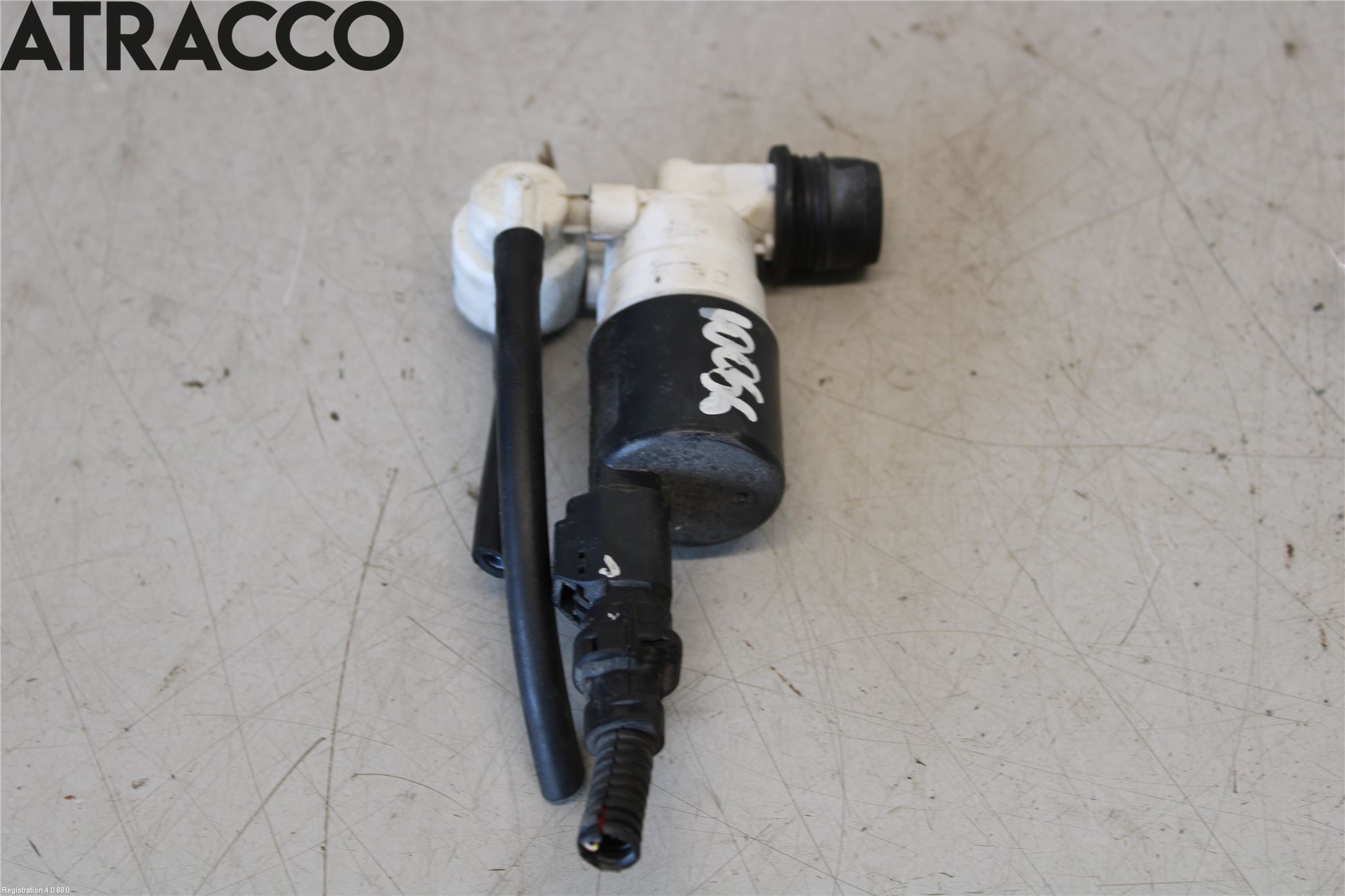 Peugeot 308 14-21 Spylerpumpe Frontrute