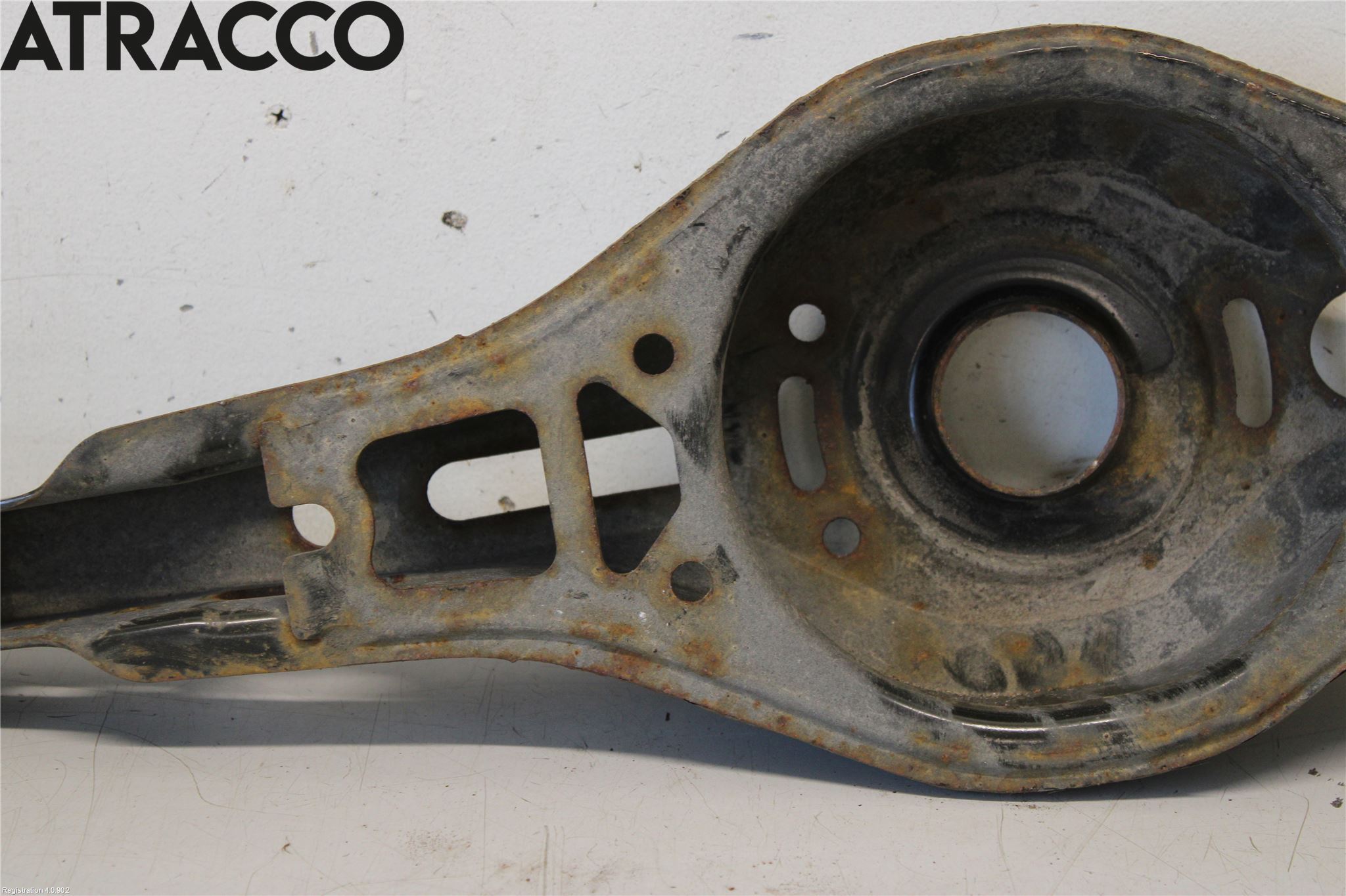 Toyota COROLLA 19- Bærearm Bak Venstre