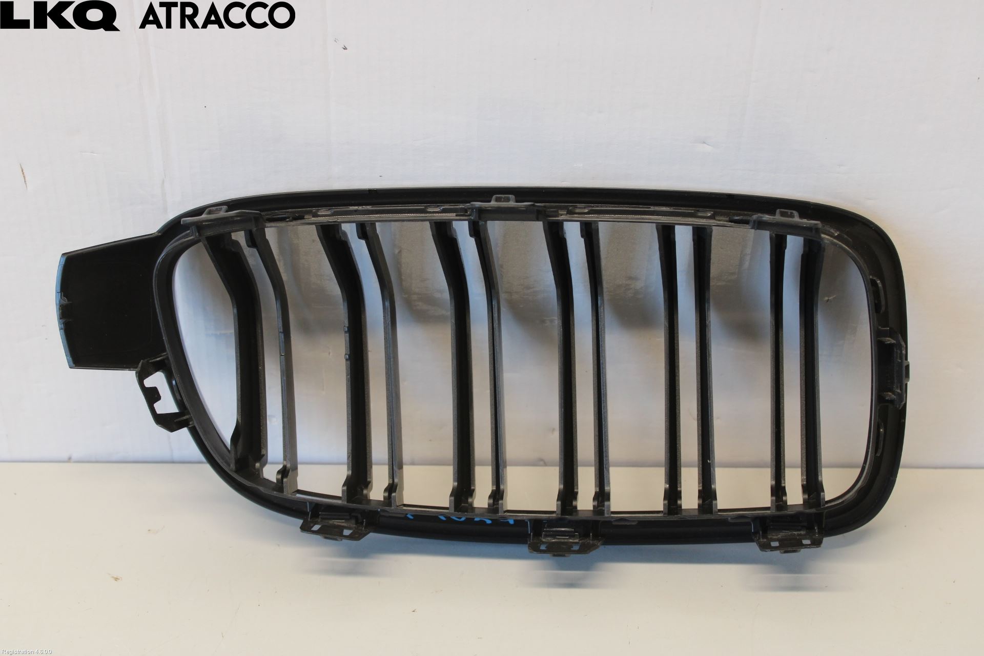 BMW 3 F30/F31/F80 12-19 Grilldel Venstre