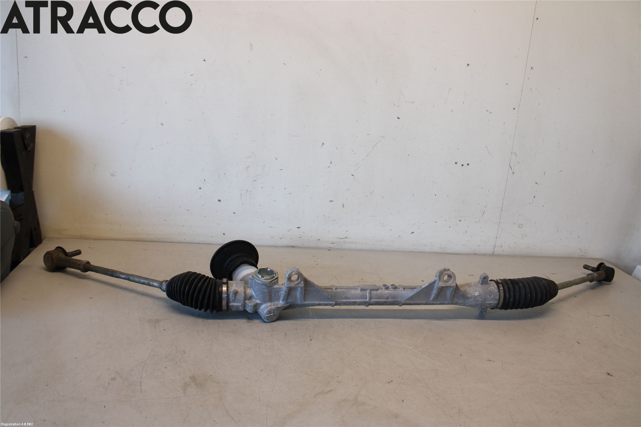 Mitsubishi OUTLANDER 13-21 Servo Snekke - Tannstang