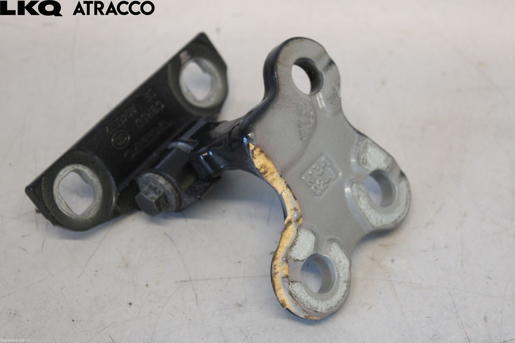 Volvo V60 14-18 Dørhengsel