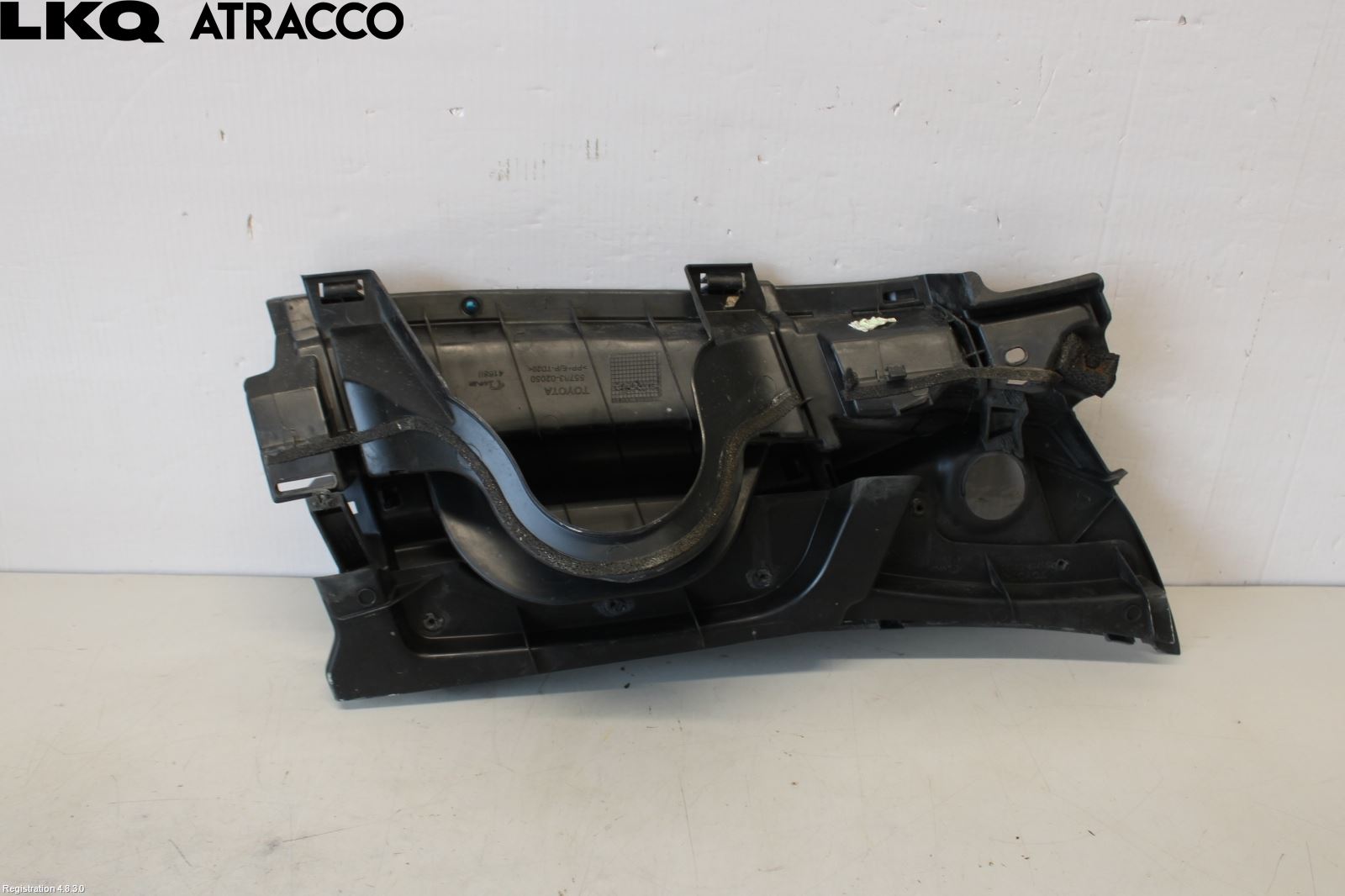 Toyota AURIS 10-12 Visker Deksel-Grill-Under Frr