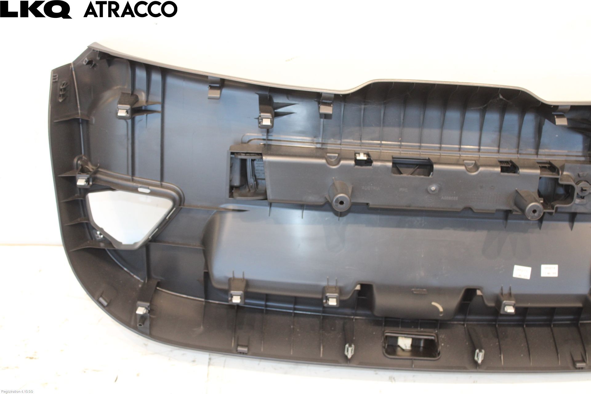 Audi A1/S1 11-18 Innr Bakluketrekk