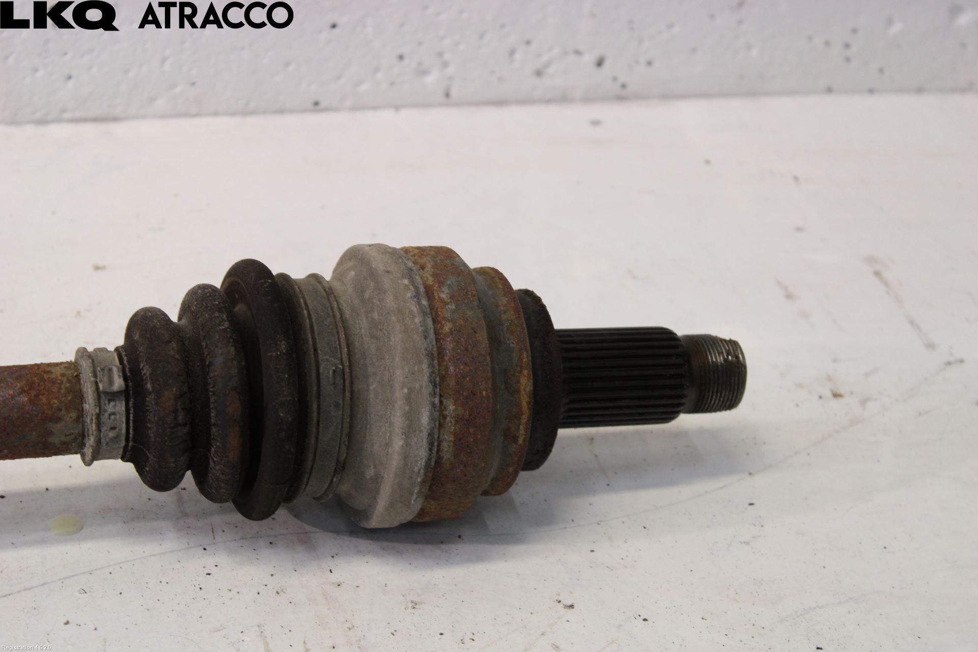 BMW 5 E60/61 Sed/Tou 02-10 Drivaksel Bak Kompl Høyre