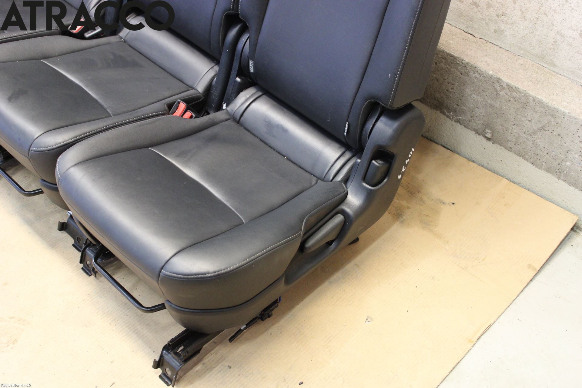 Toyota PRIUS+ ZVW40 12-20 Innr Sete Baksete Kompl