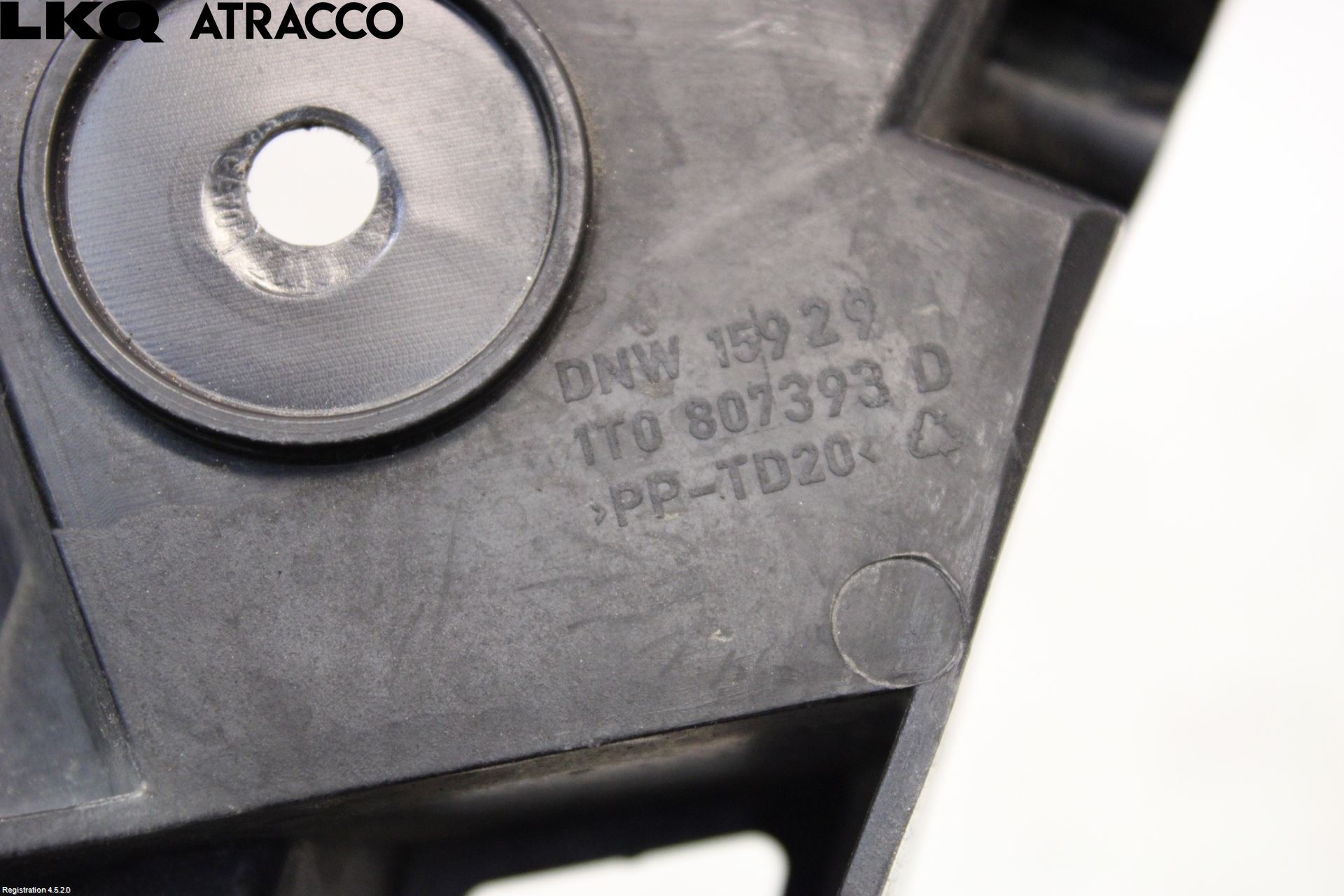 Volkswagen VW TOURAN 10-15 Støtfangerfeste Bak Venstre