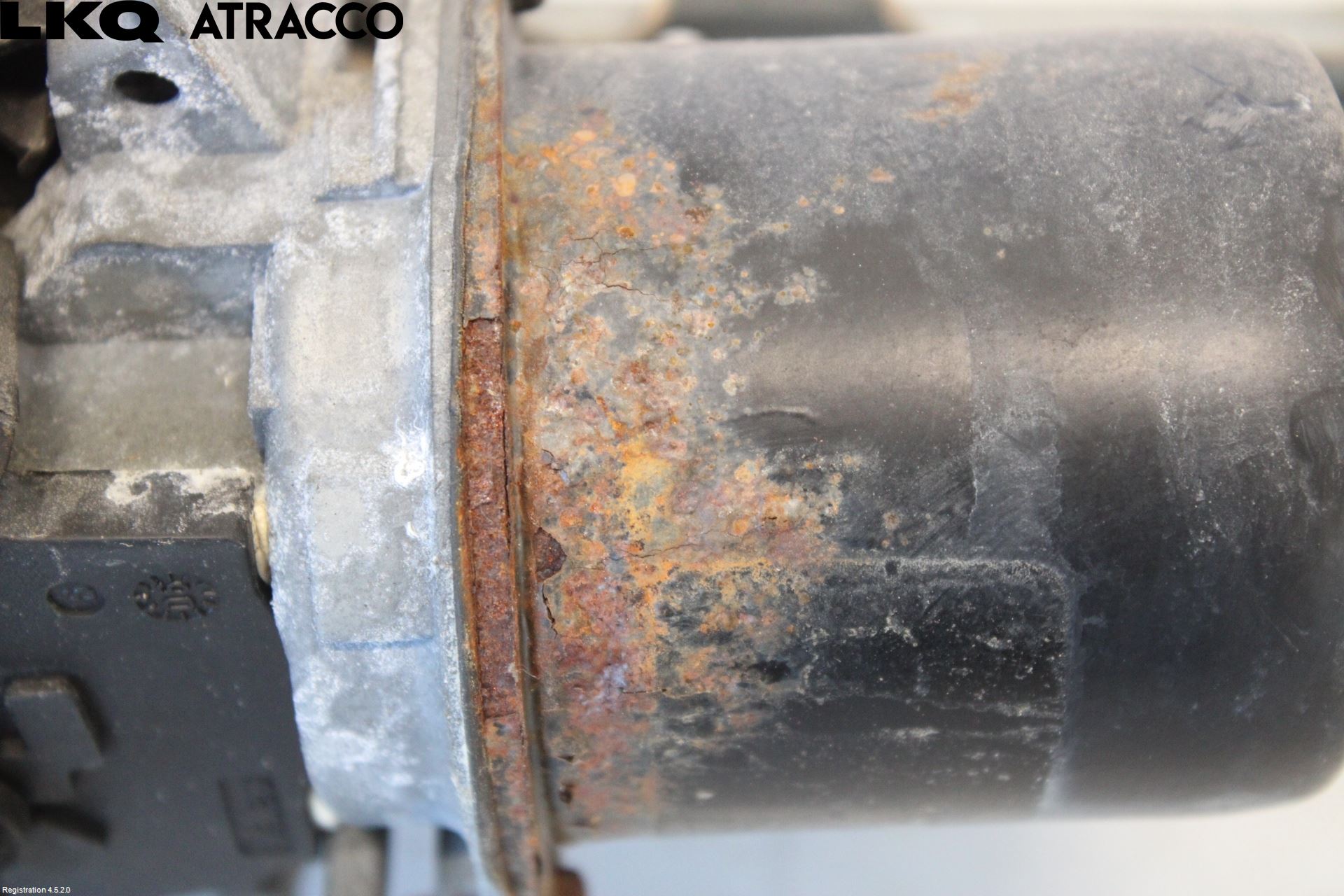 Toyota AYGO 06-14 Viskermotor Frontrute