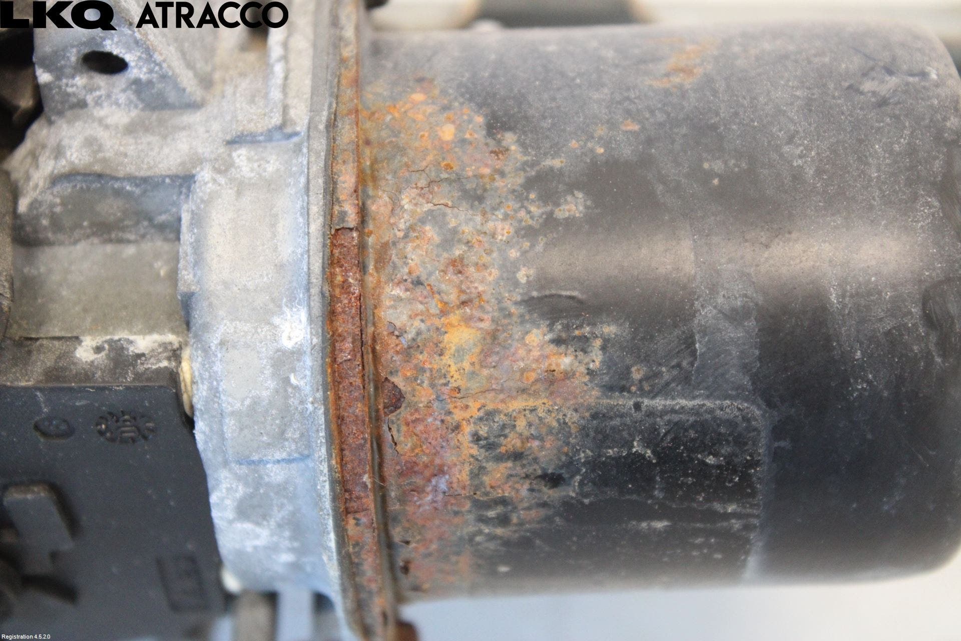 Toyota AYGO 06-14 Viskermotor Frontrute