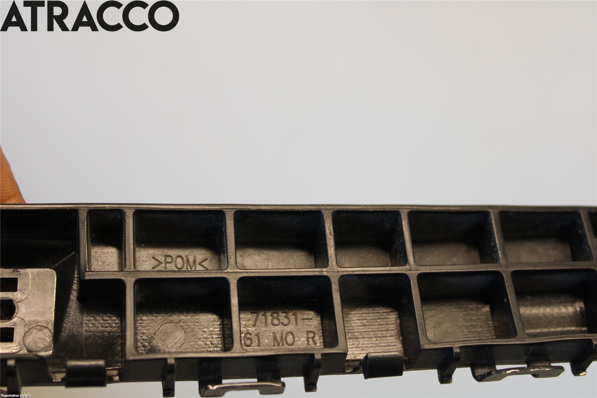 Suzuki SX4 S-CROSS 14-21 Støtfangerfeste Bak Høyre