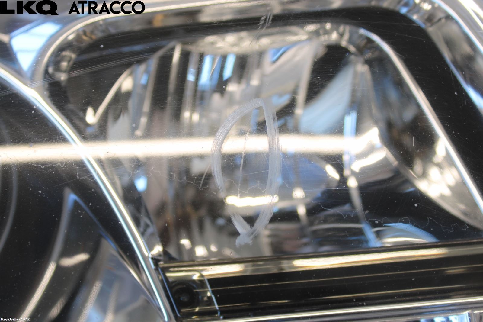 Volkswagen VW TRANSP/CARAVELLE (T4) 91-03 Frontlykt Høyre