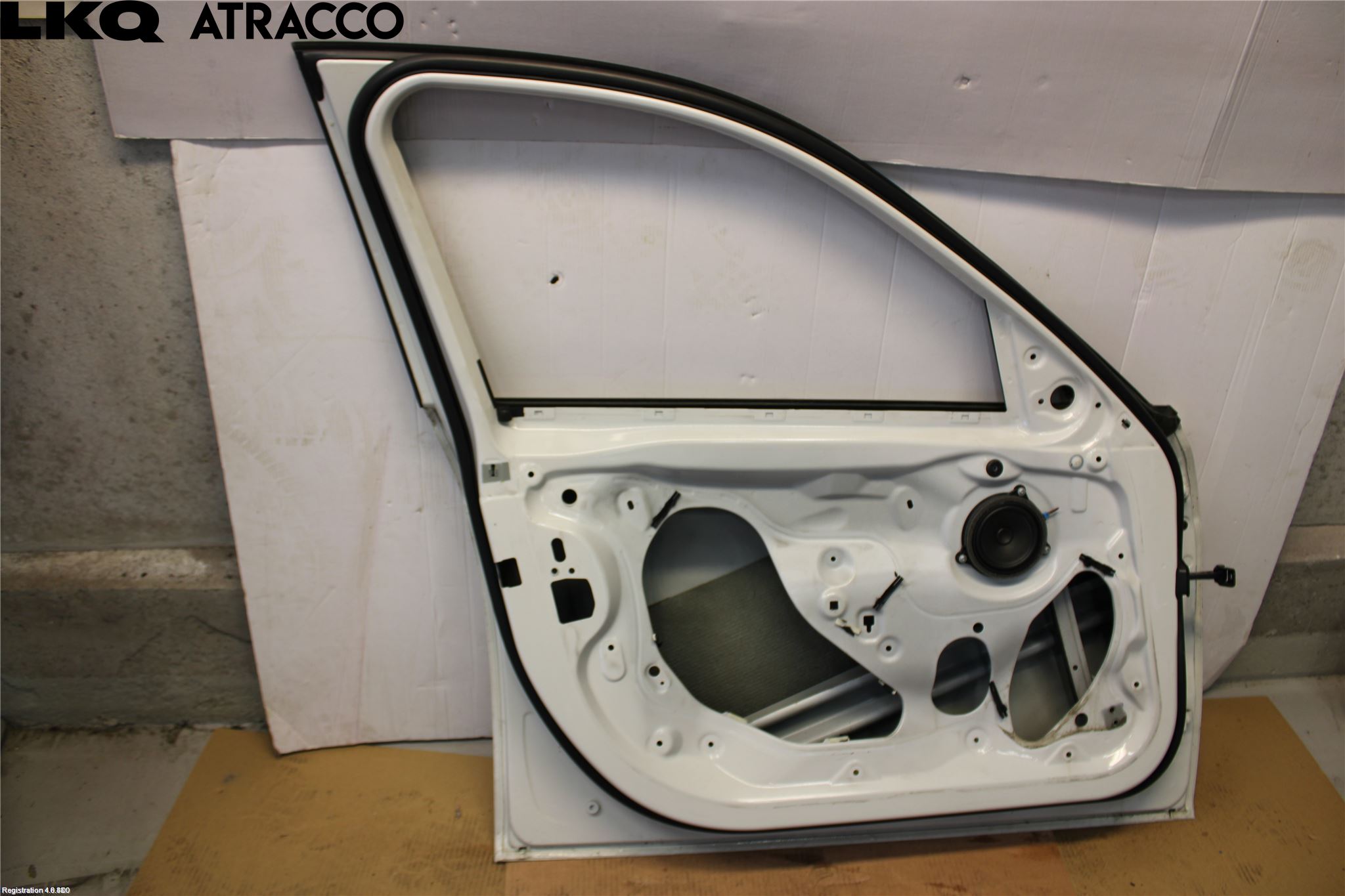 BMW 3 F30/F31/F80 12-19 Dør 4D Foran Venstre