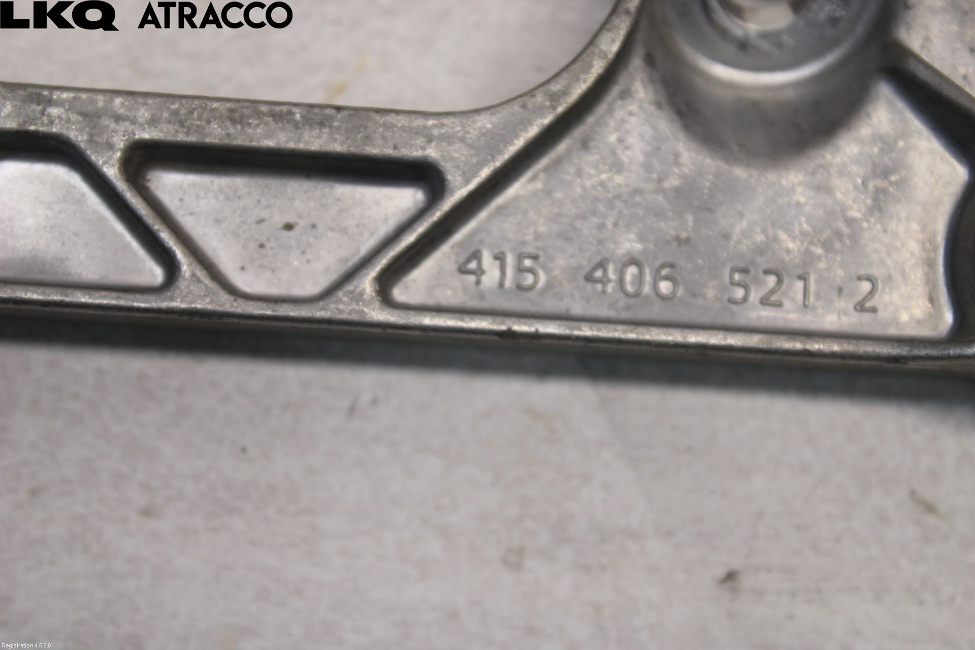 Porsche TAYCAN 20- Ac Kompressor-Festebrakett