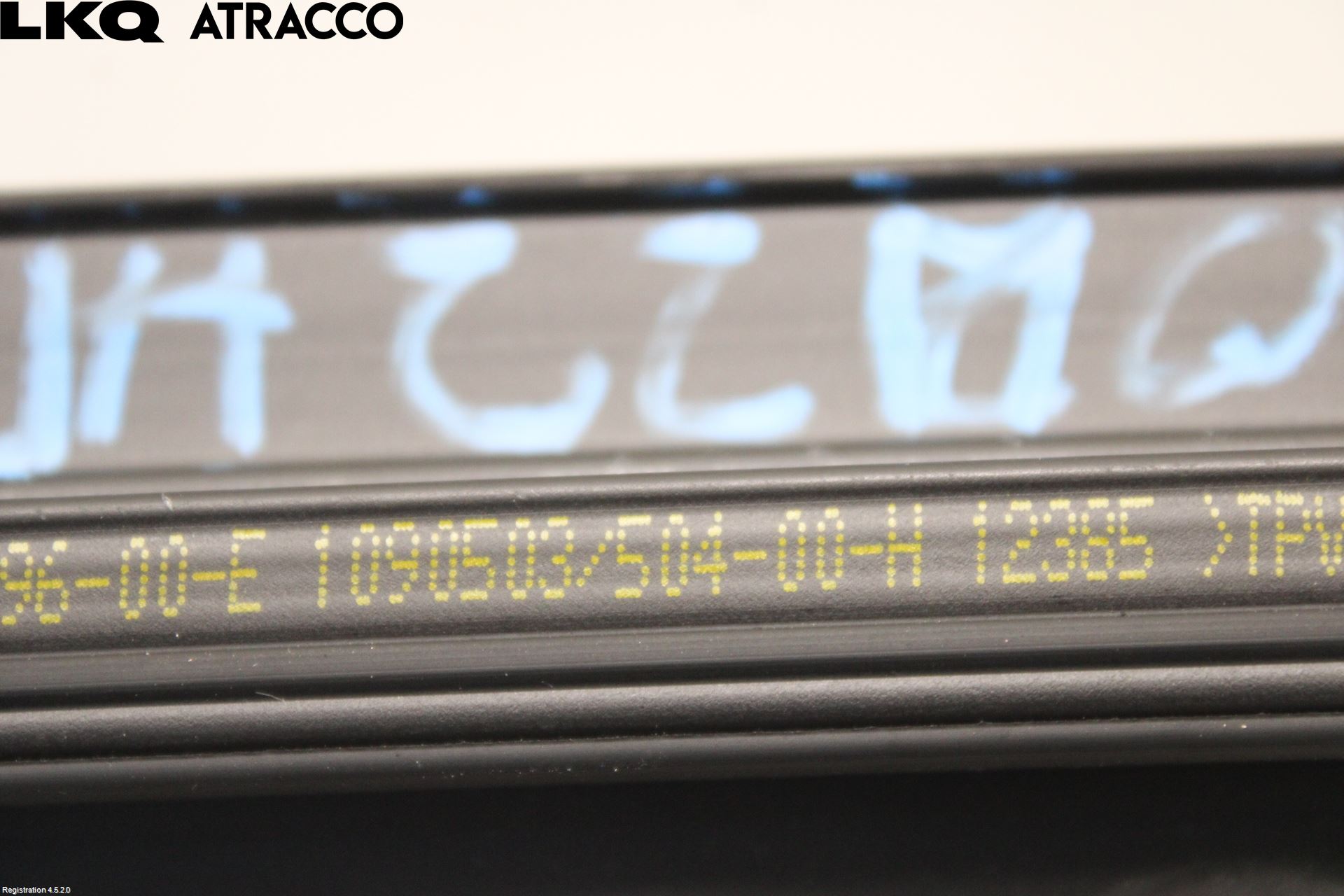 Tesla MODEL 3 17- List Høyre Side