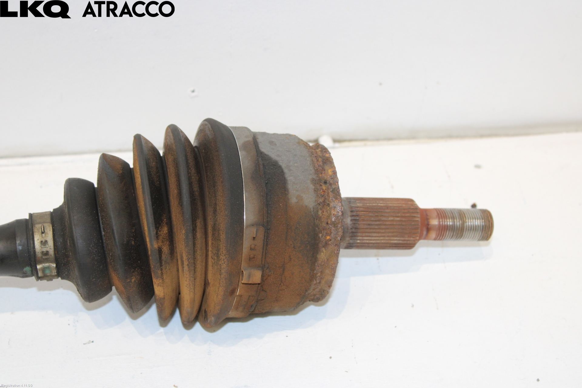 Volkswagen VW TRANSP/CARAVELLE (T6) 16-22 Drivaksel Foran Kompl Høyre