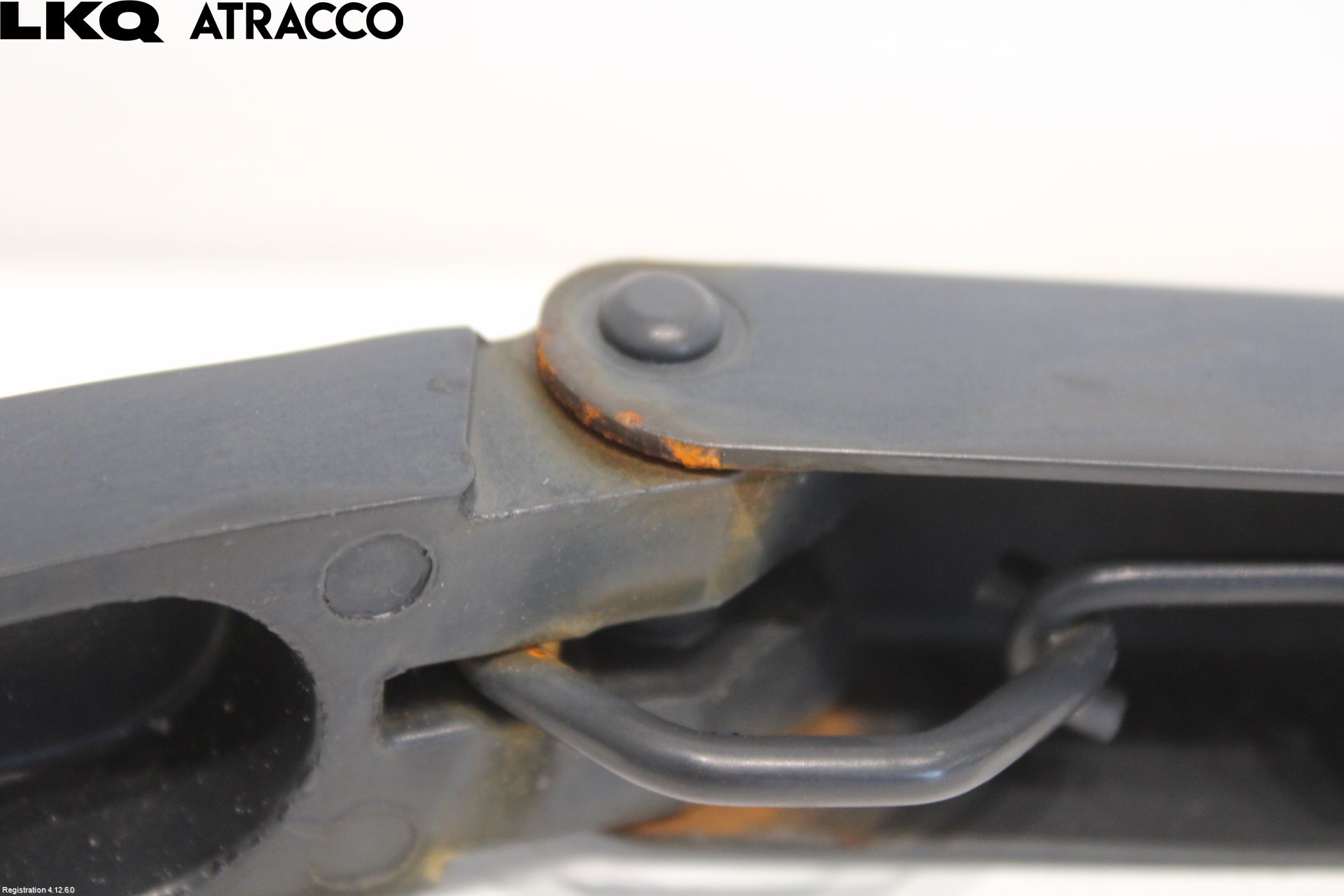 Nissan LEAF 18- Viskerarm-Armer Frontrute