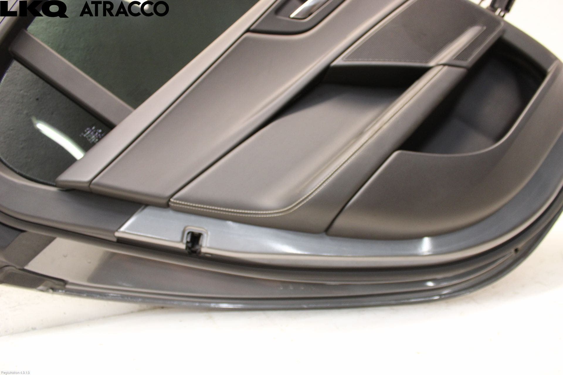 Jaguar XE (X760) 15-24 Dør 4D Bak Venstre