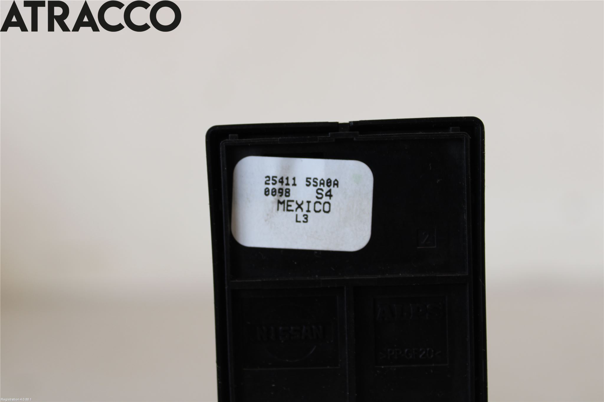 Nissan LEAF 18- Bryter Vindusheis