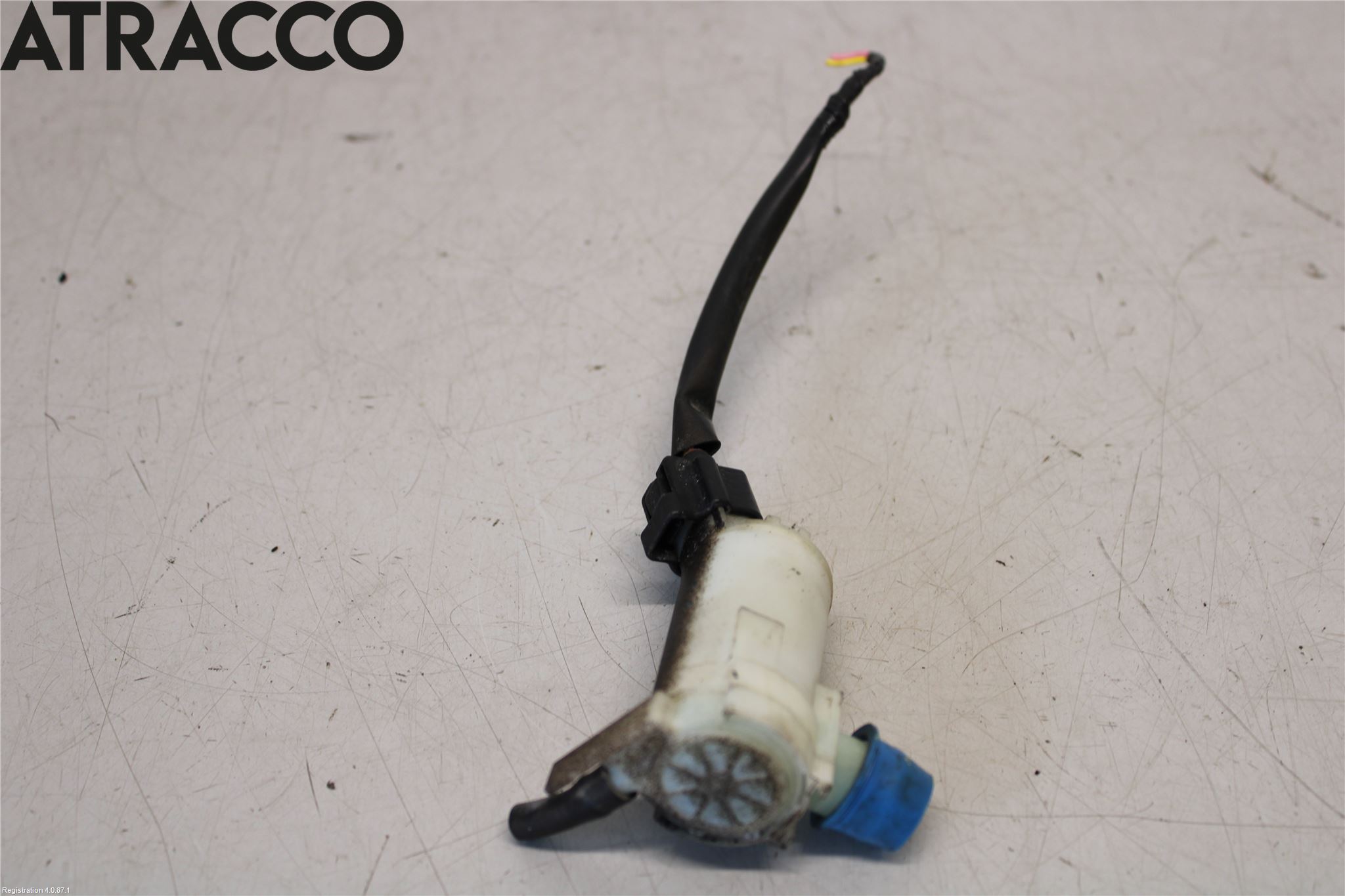 Suzuki SX4 S-CROSS 14-21 Spylerpumpe Frontrute