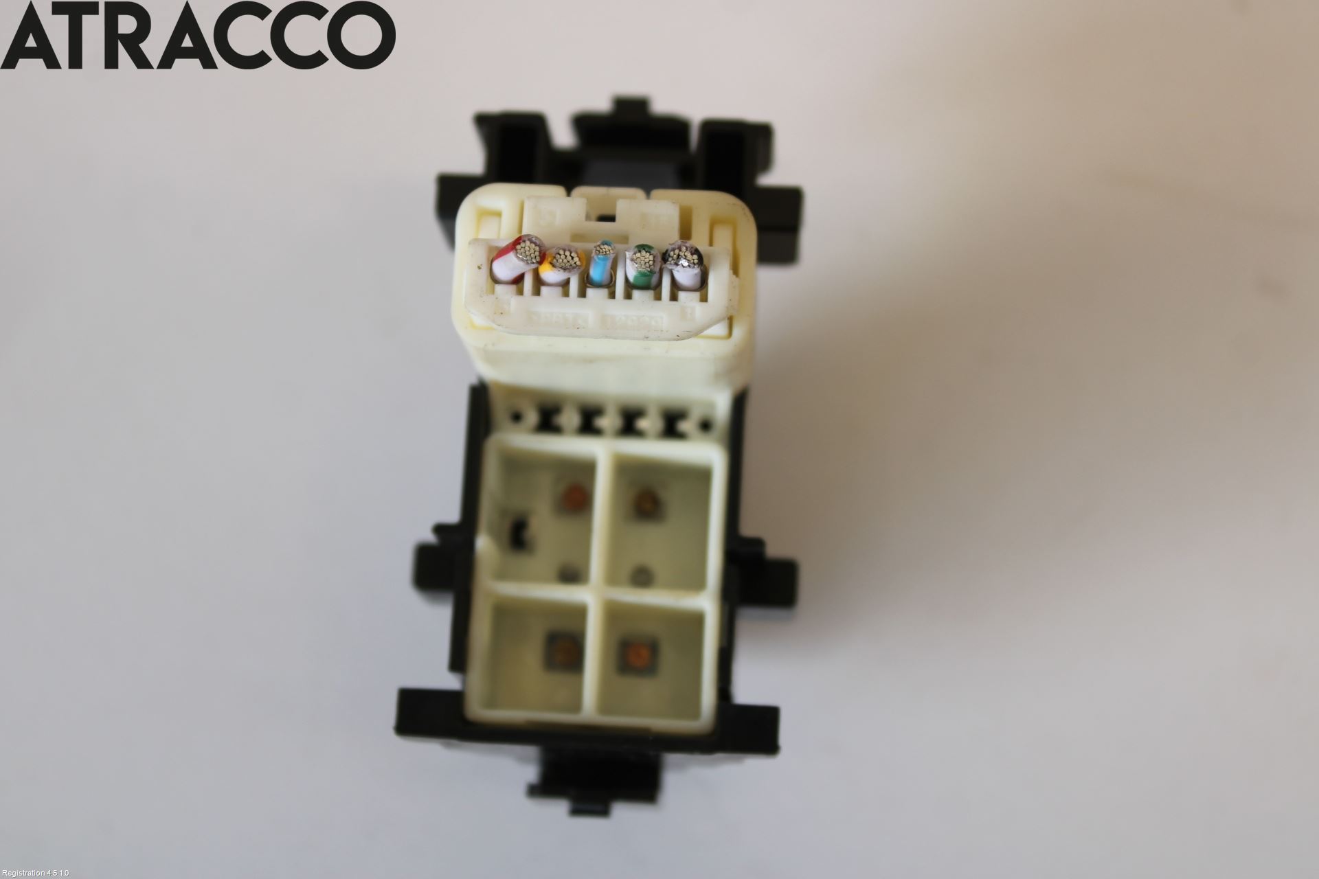 Toyota YARIS XP130 15-20 Bryter Vindusheis