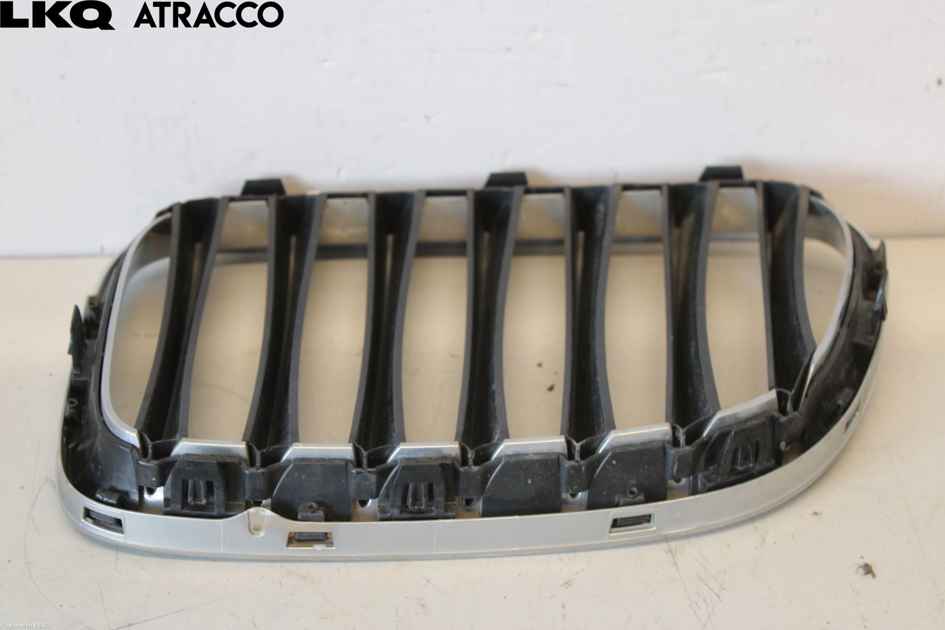 BMW X1 E84 10-15 Grilldel Høyre