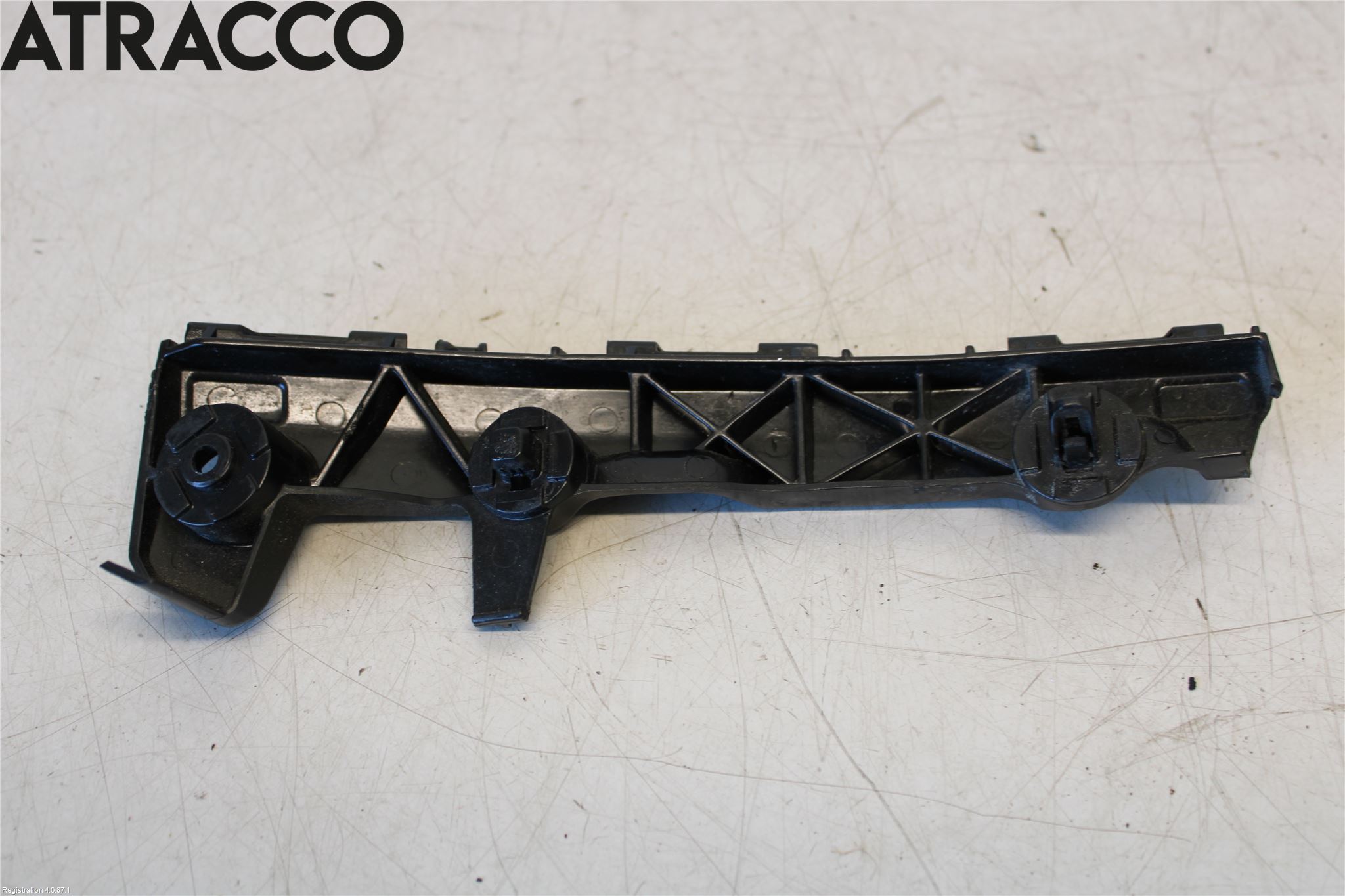 Toyota HILUX 05-16 Støtfangerfeste Foran Høyre