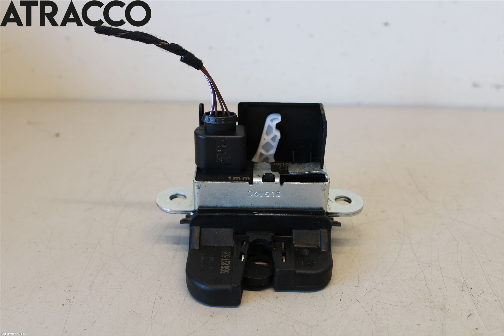 Volkswagen VW GOLF / E-GOLF VII 13-20 Bakluke-Lokk Låsekasse