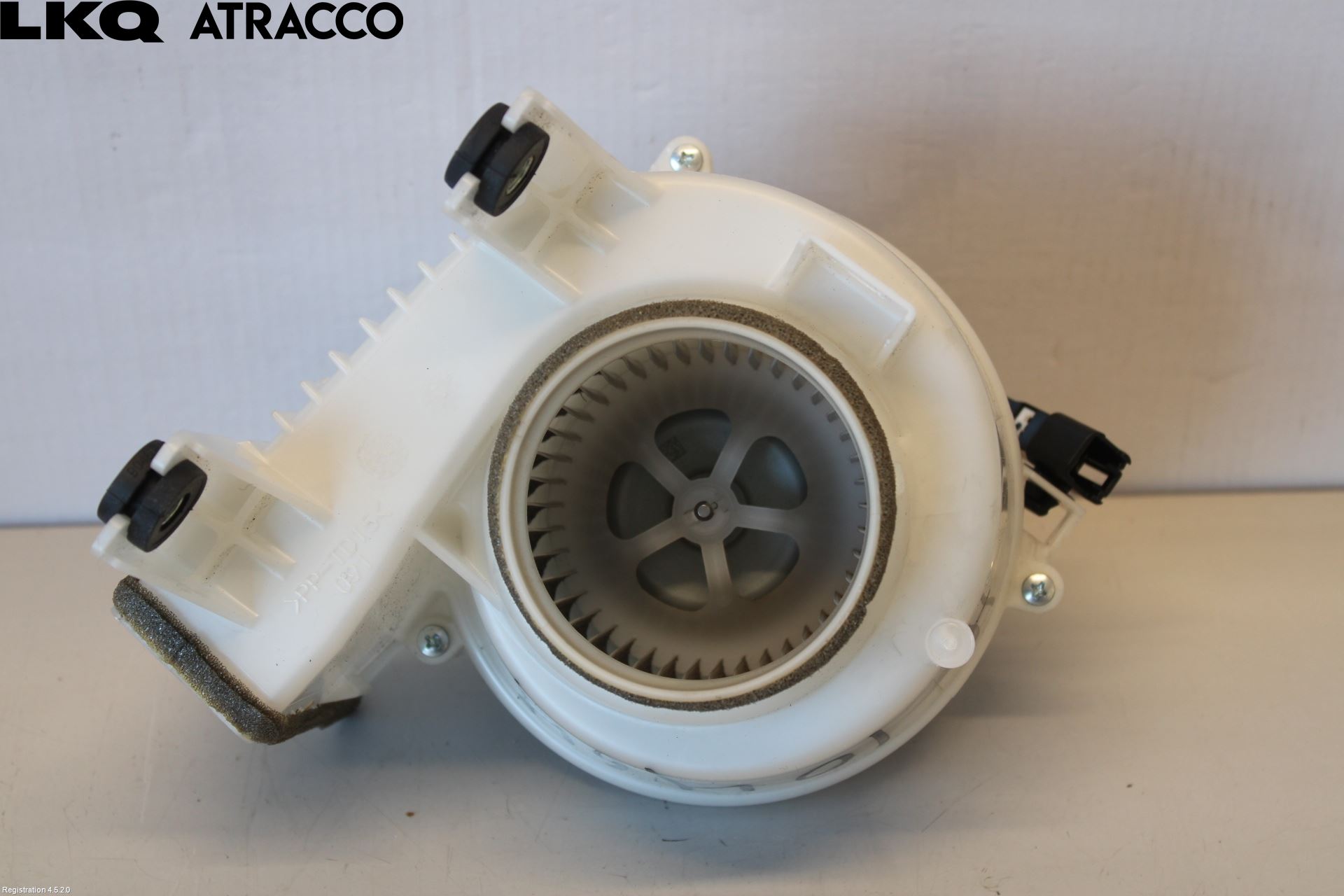 Toyota RAV4 13-18 Kjølevifte Elektrisk