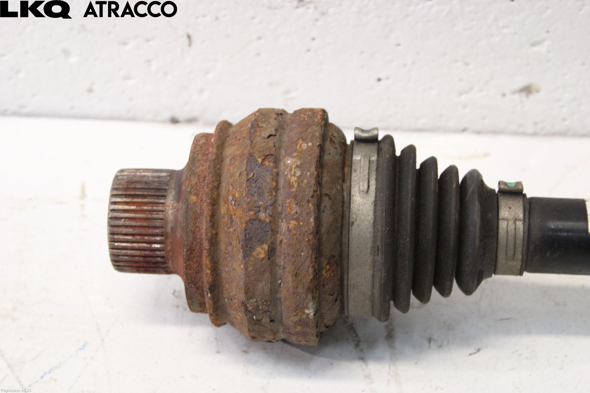 Audi S5 07- Drivaksel Bak Kompl Venstre