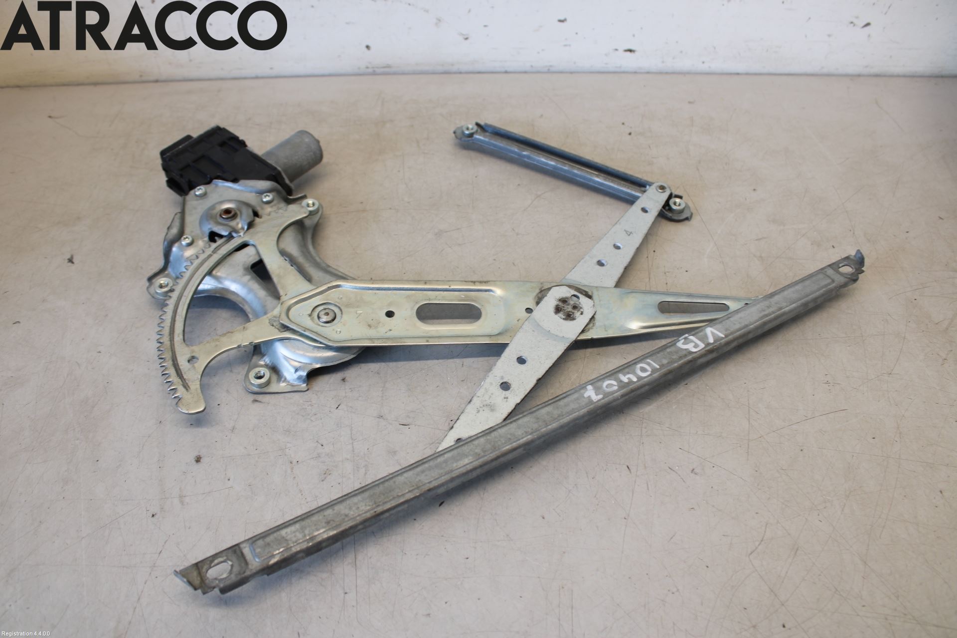 Toyota PRIUS+ ZVW40 12-20 Vindusheis El Komp