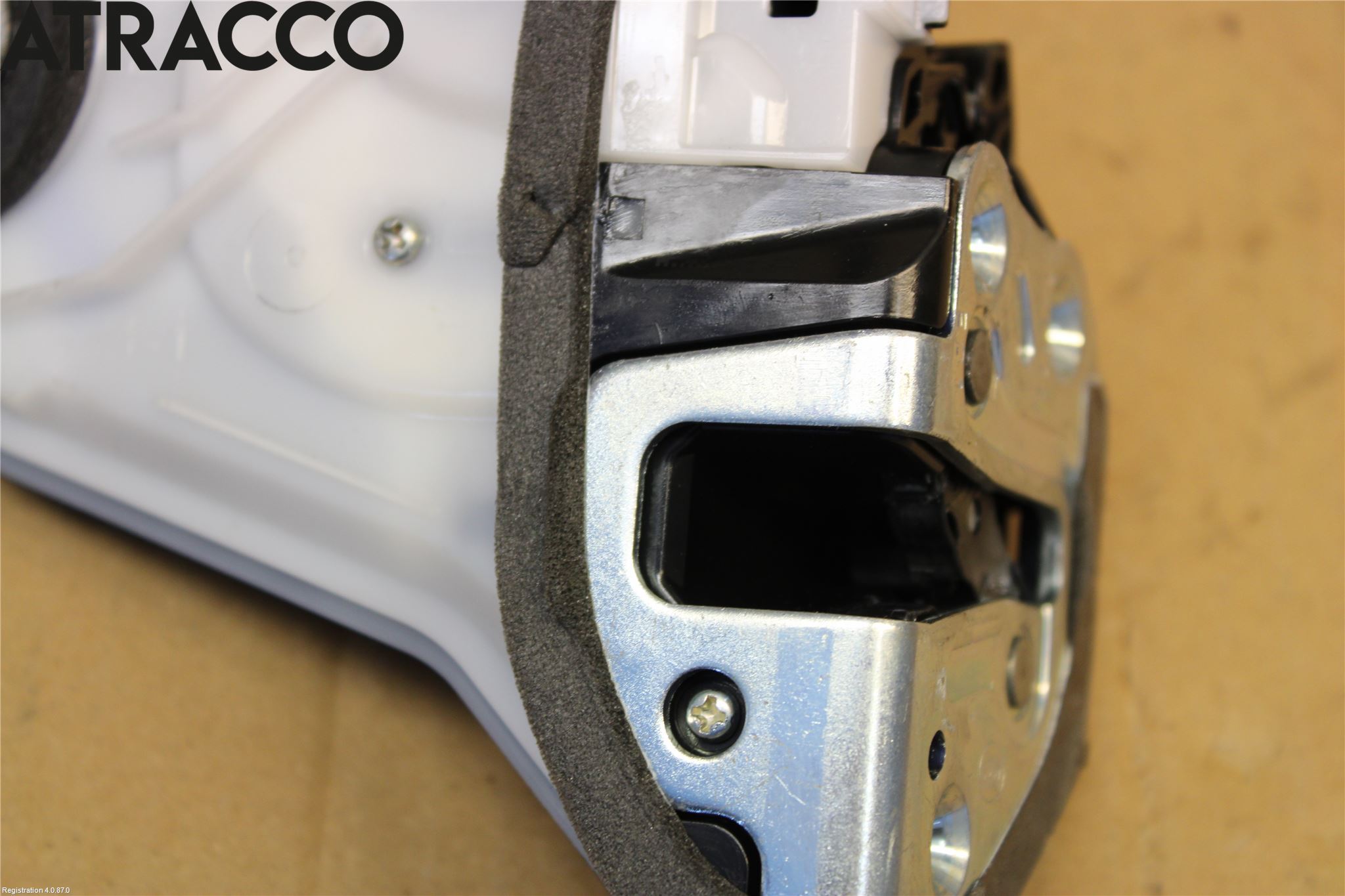 Toyota RAV4 19- Dørlås - Låsekasse