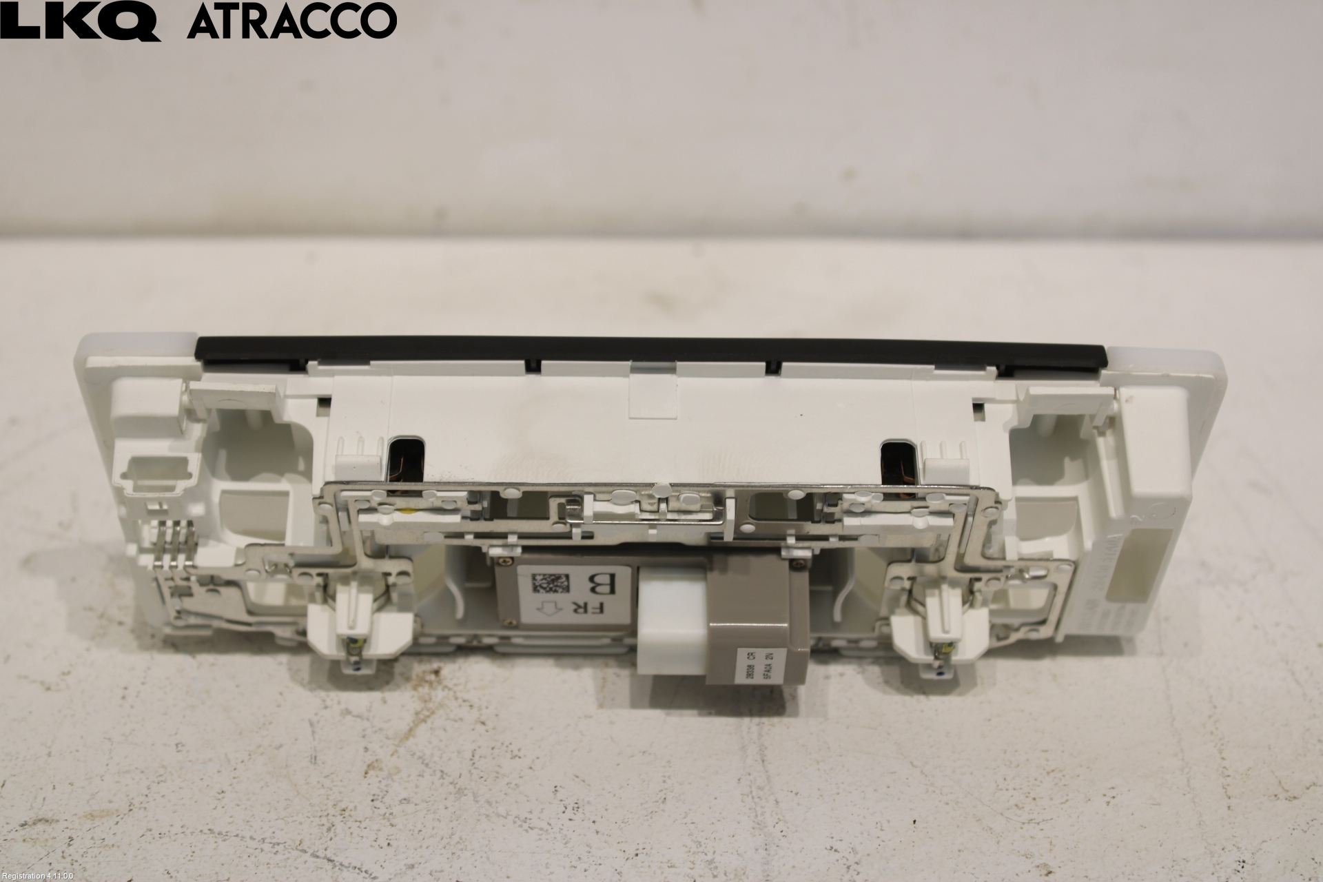 Nissan LEAF 18- Innr Taklys