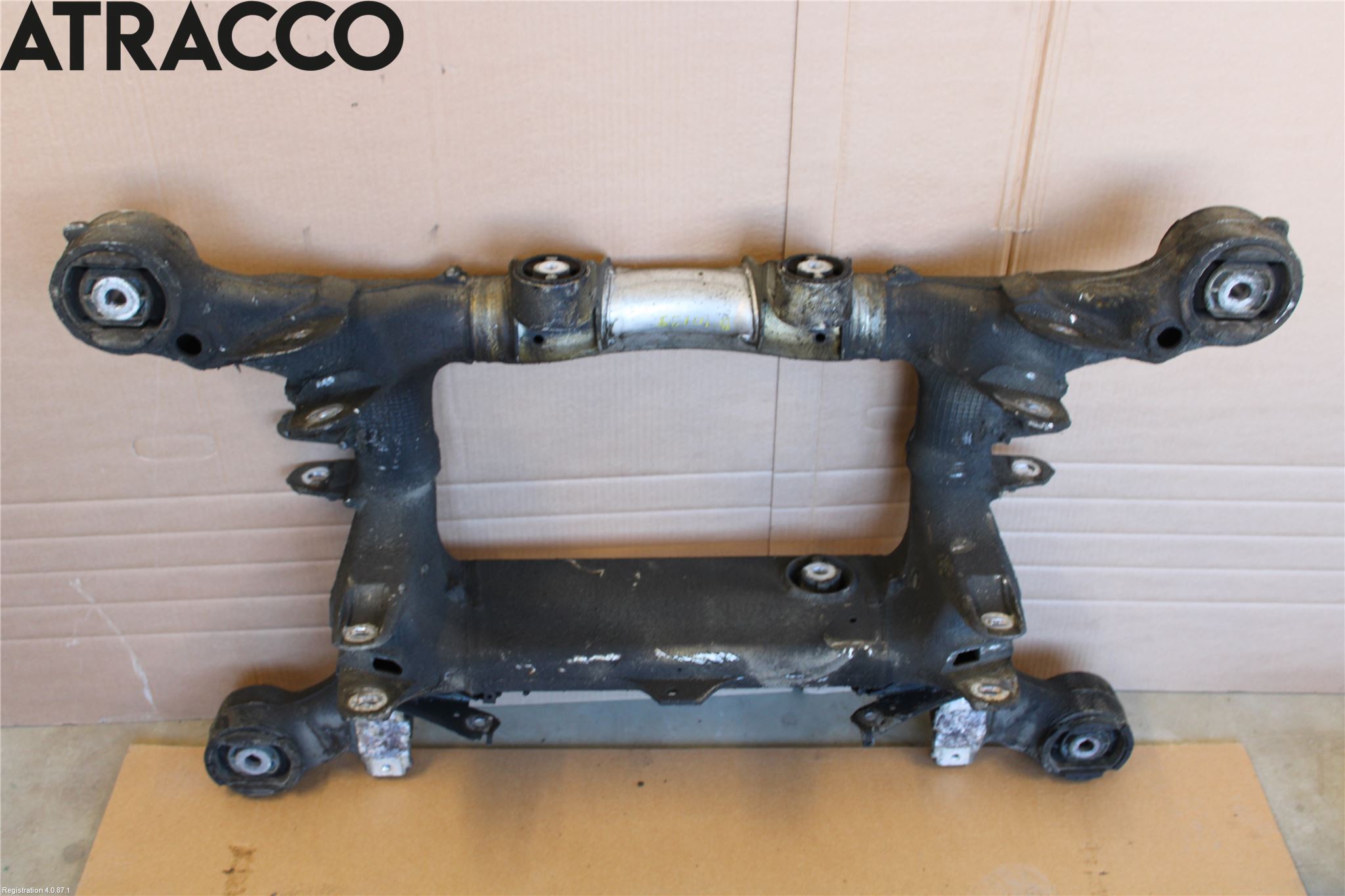 BMW 5 F10/F11/F18 09-17 Bakaksel Feste Travers-Ramme