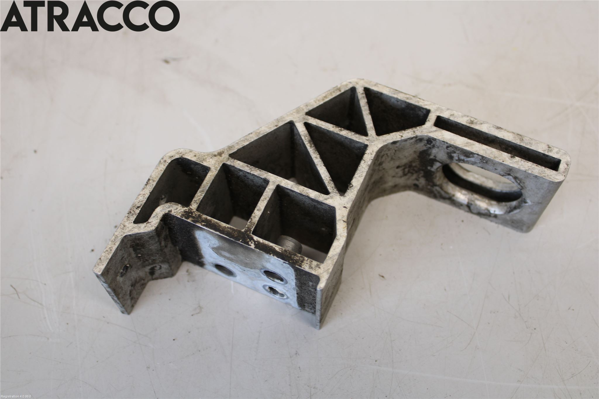 Mercedes-Benz MB C-KLASS (W205) 14-21 Radiator Feste - Ramme - Bjelk