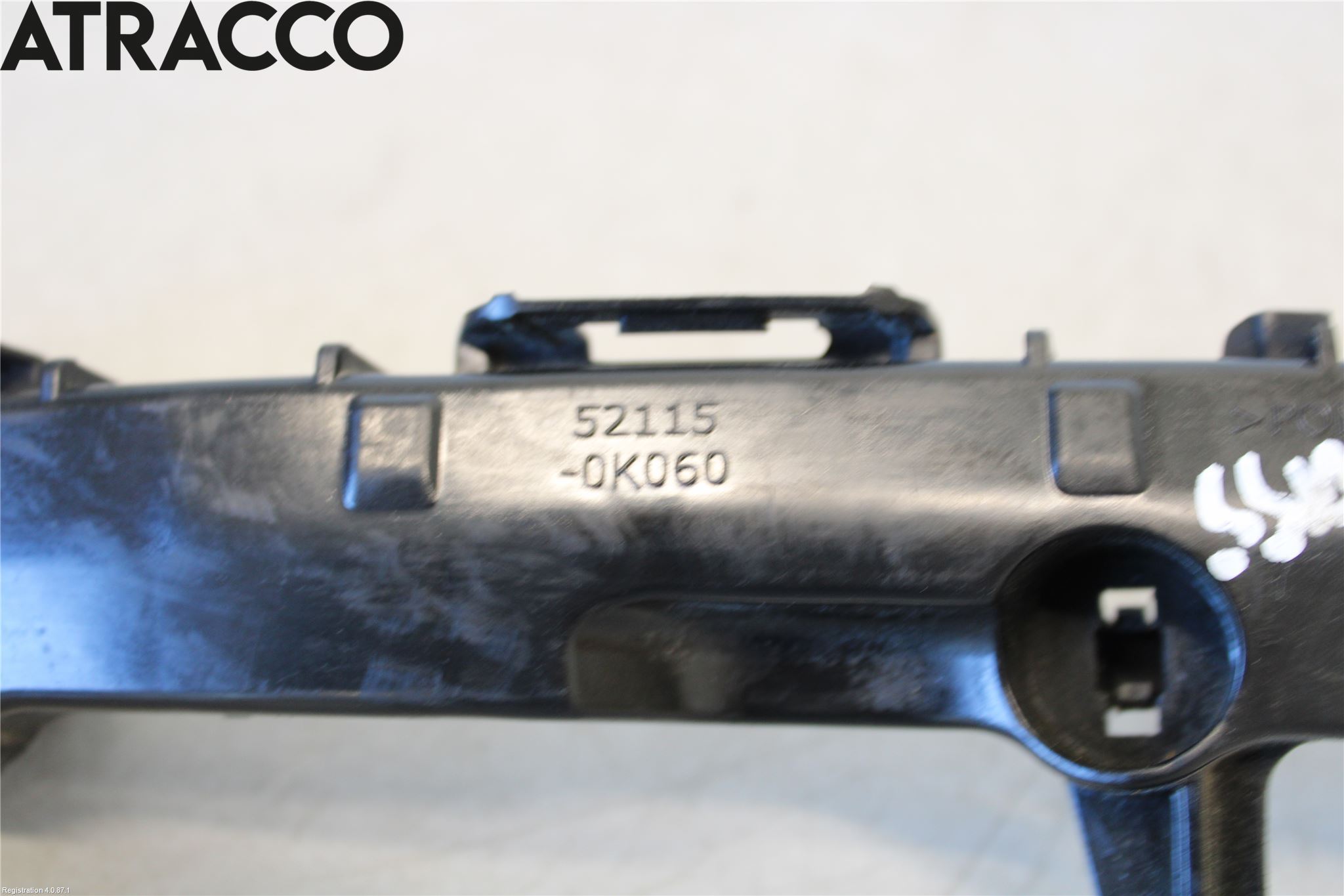 Toyota HILUX 05-16 Støtfangerfeste Foran Høyre