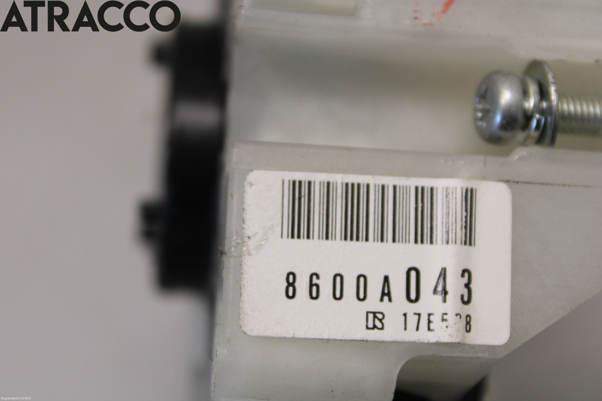 Mitsubishi OUTLANDER 01-07 Bryter Ratt Kombi H Og V