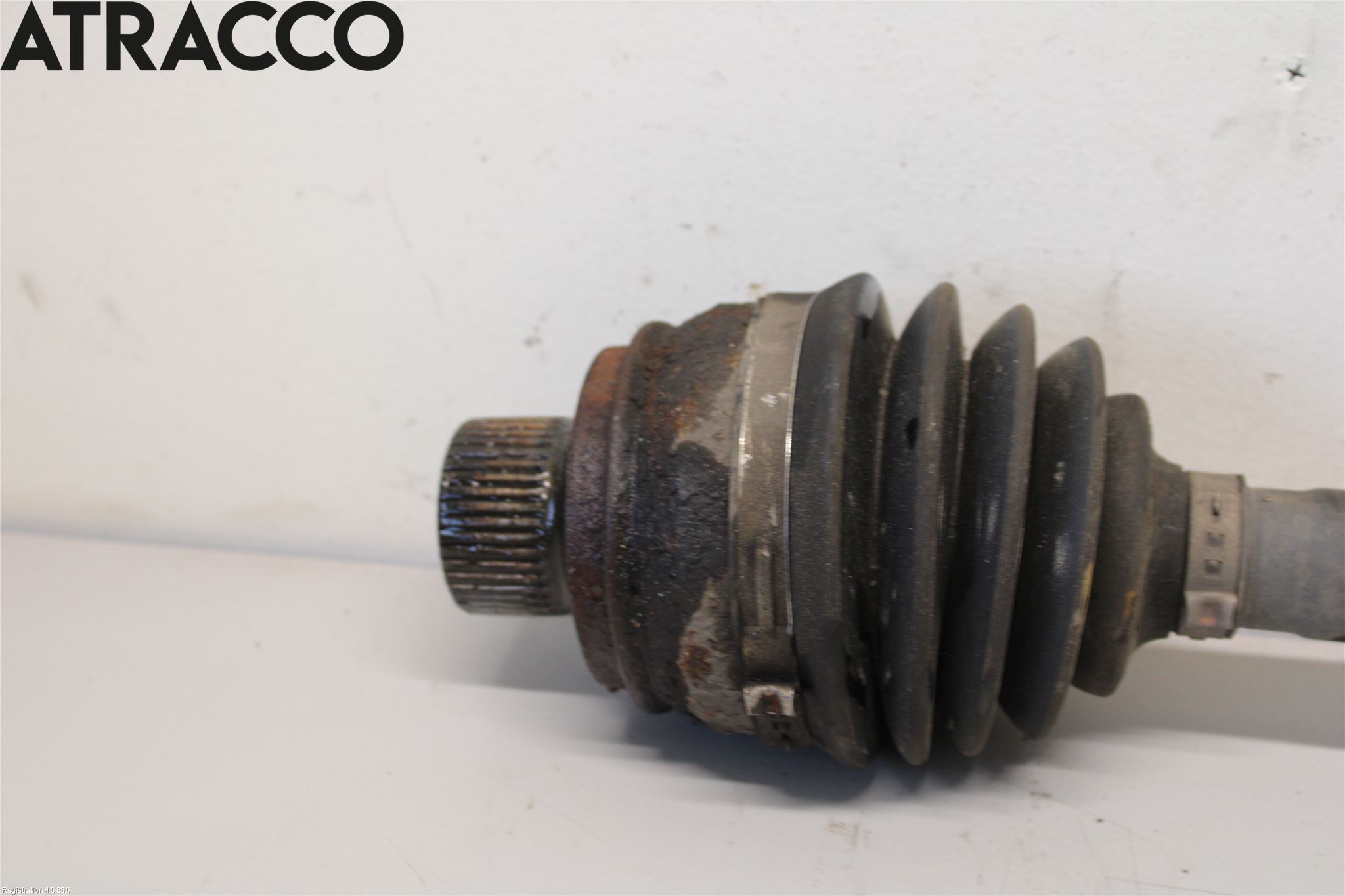 Audi A6/S6 4G 11-18 Drivaksel Foran Kompl Venstre